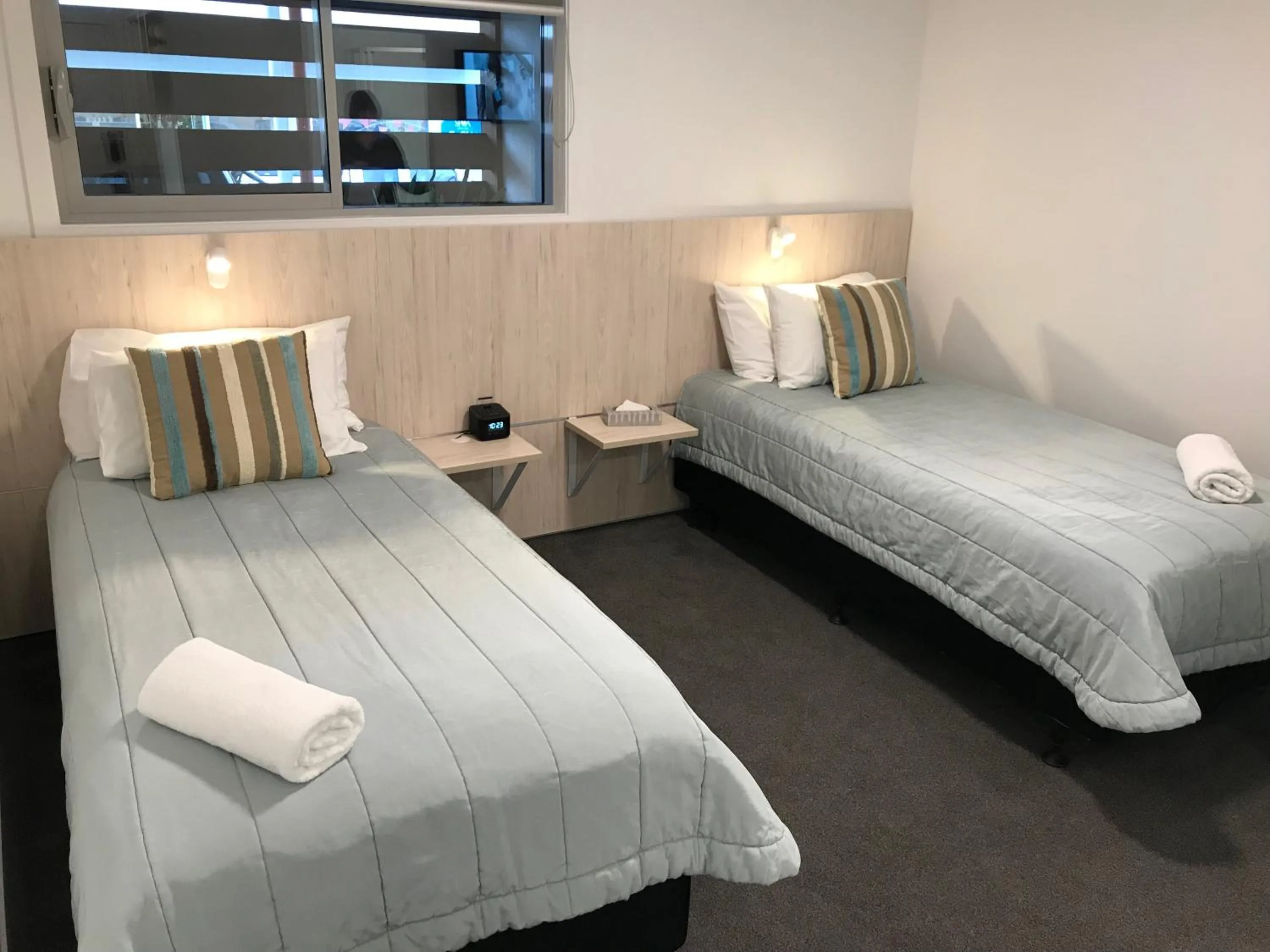 Photo of the whole room, Bed in Beachfront Hotel Hokitika