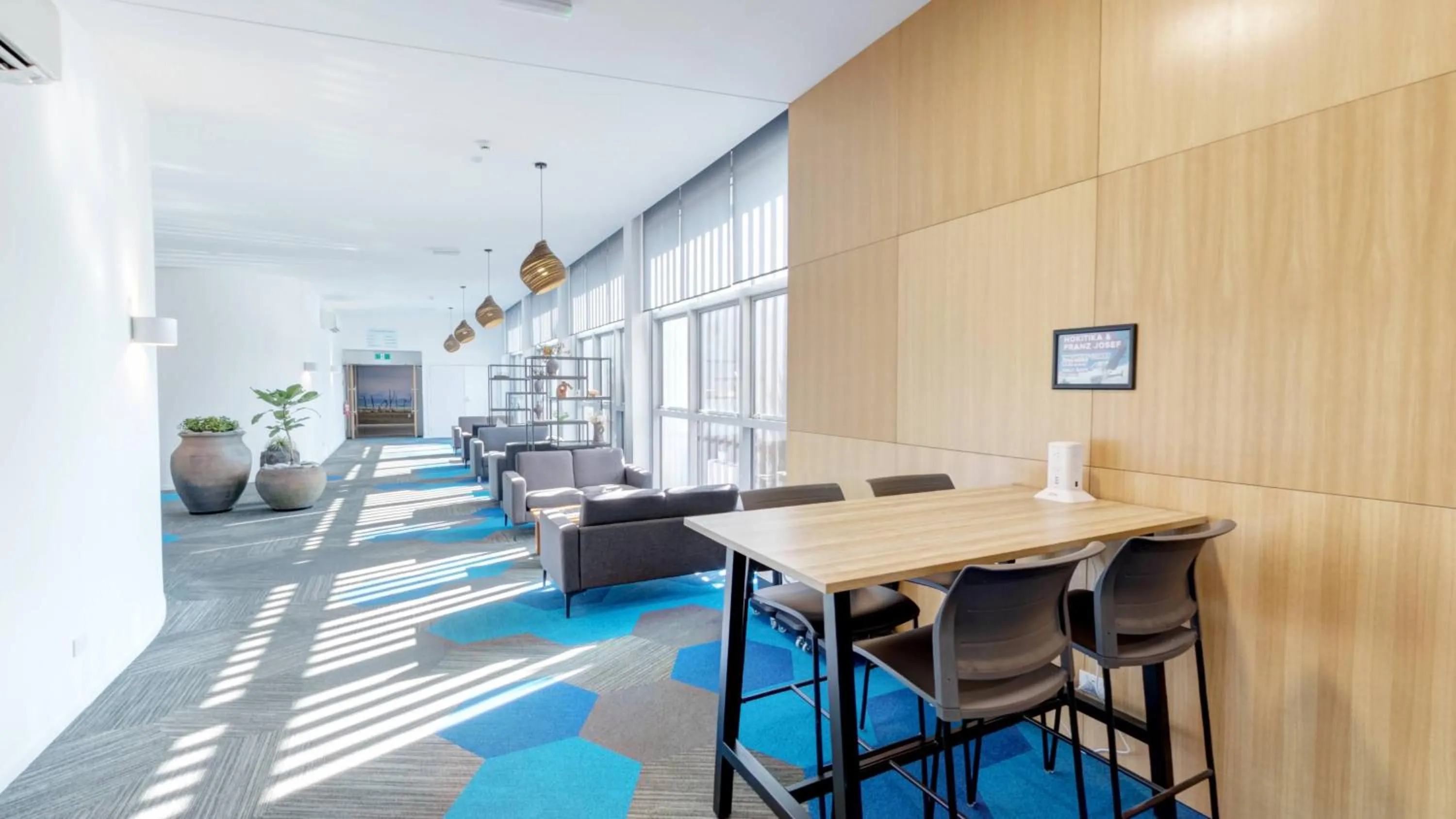 Property building in Beachfront Hotel Hokitika