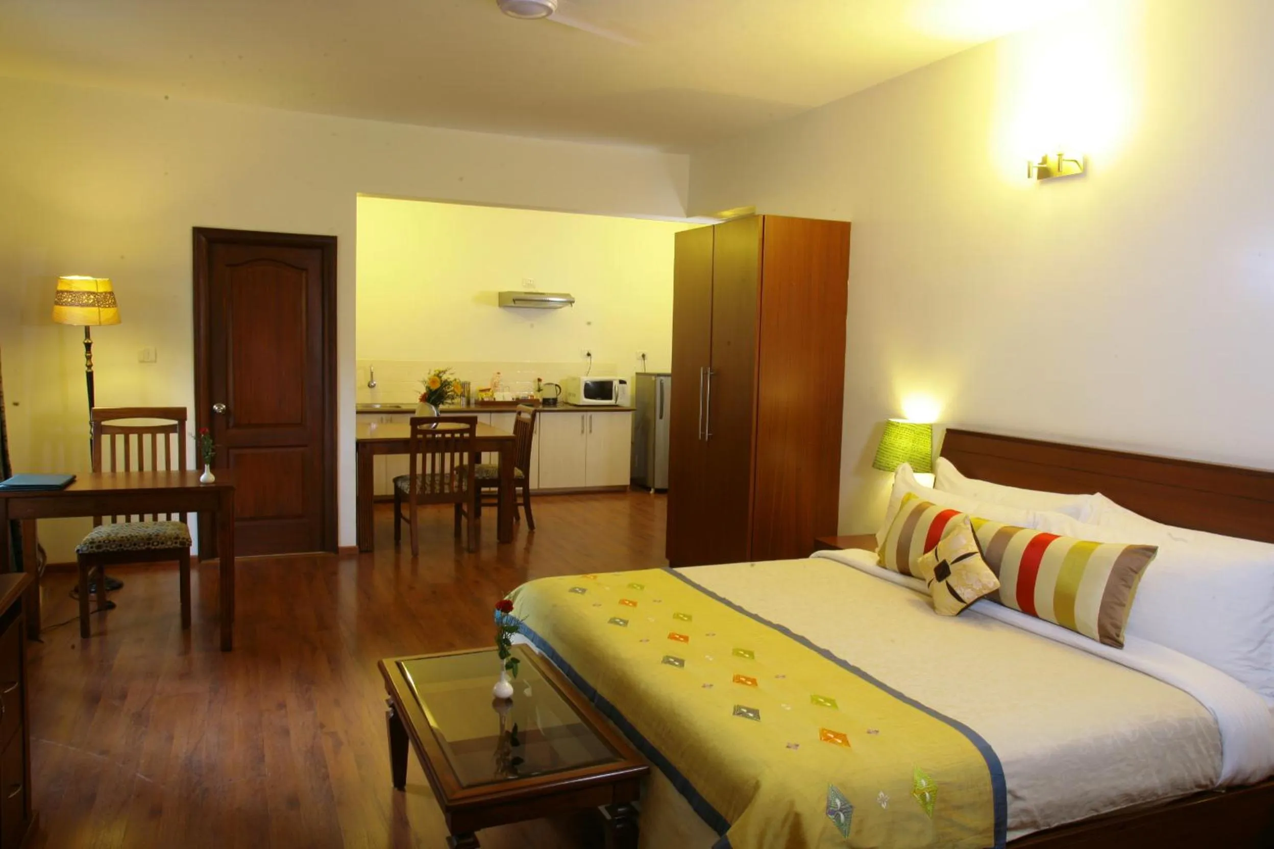 Kitchen or kitchenette, Bed in juSTa Off MG Road