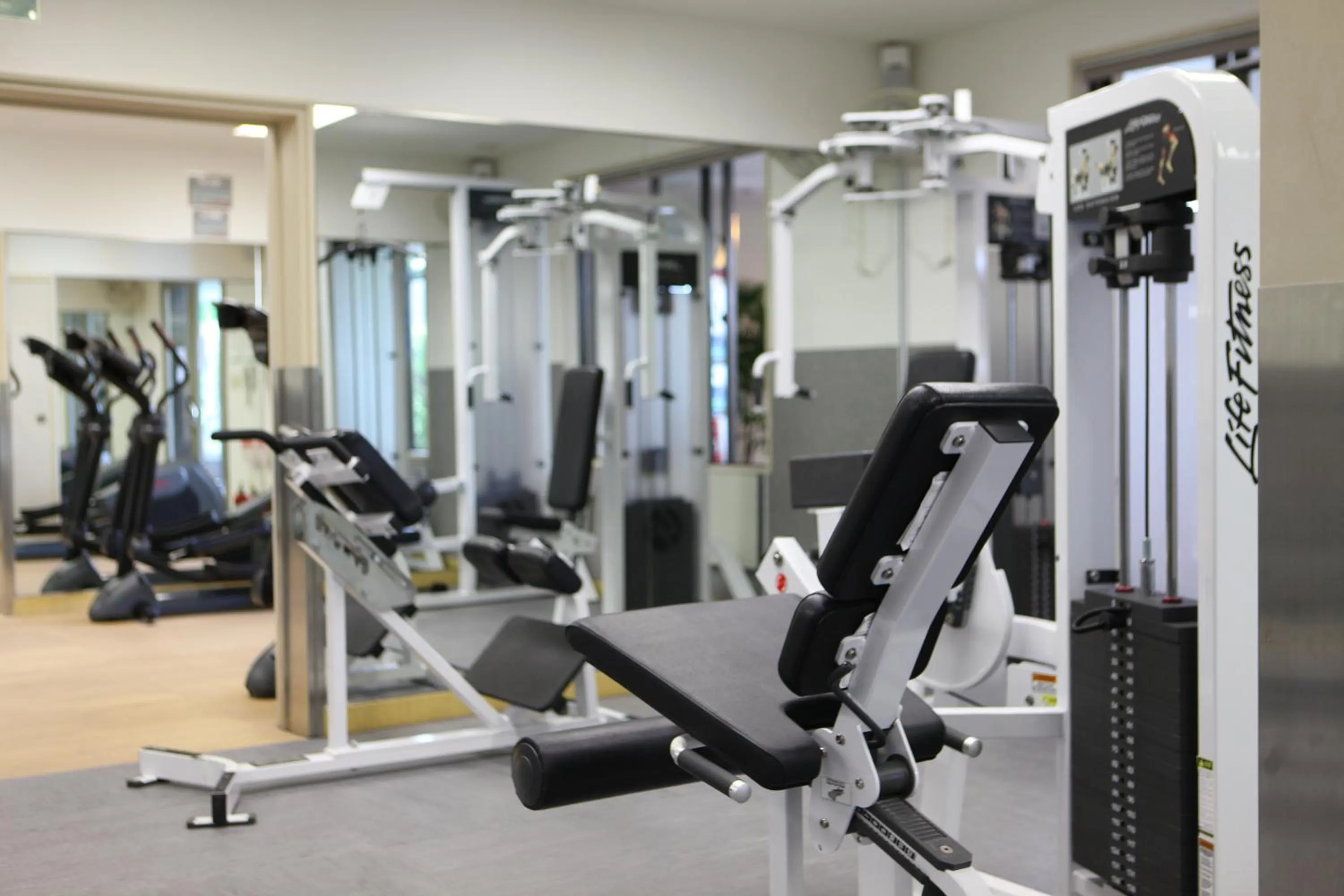 Fitness centre/facilities in International Resort Hotel Yurakujo