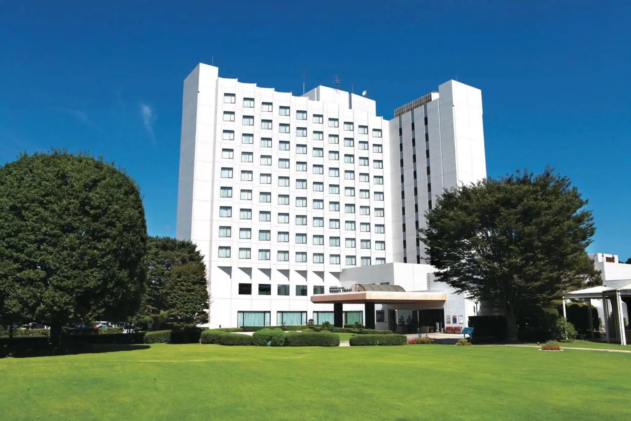 Property building in International Resort Hotel Yurakujo