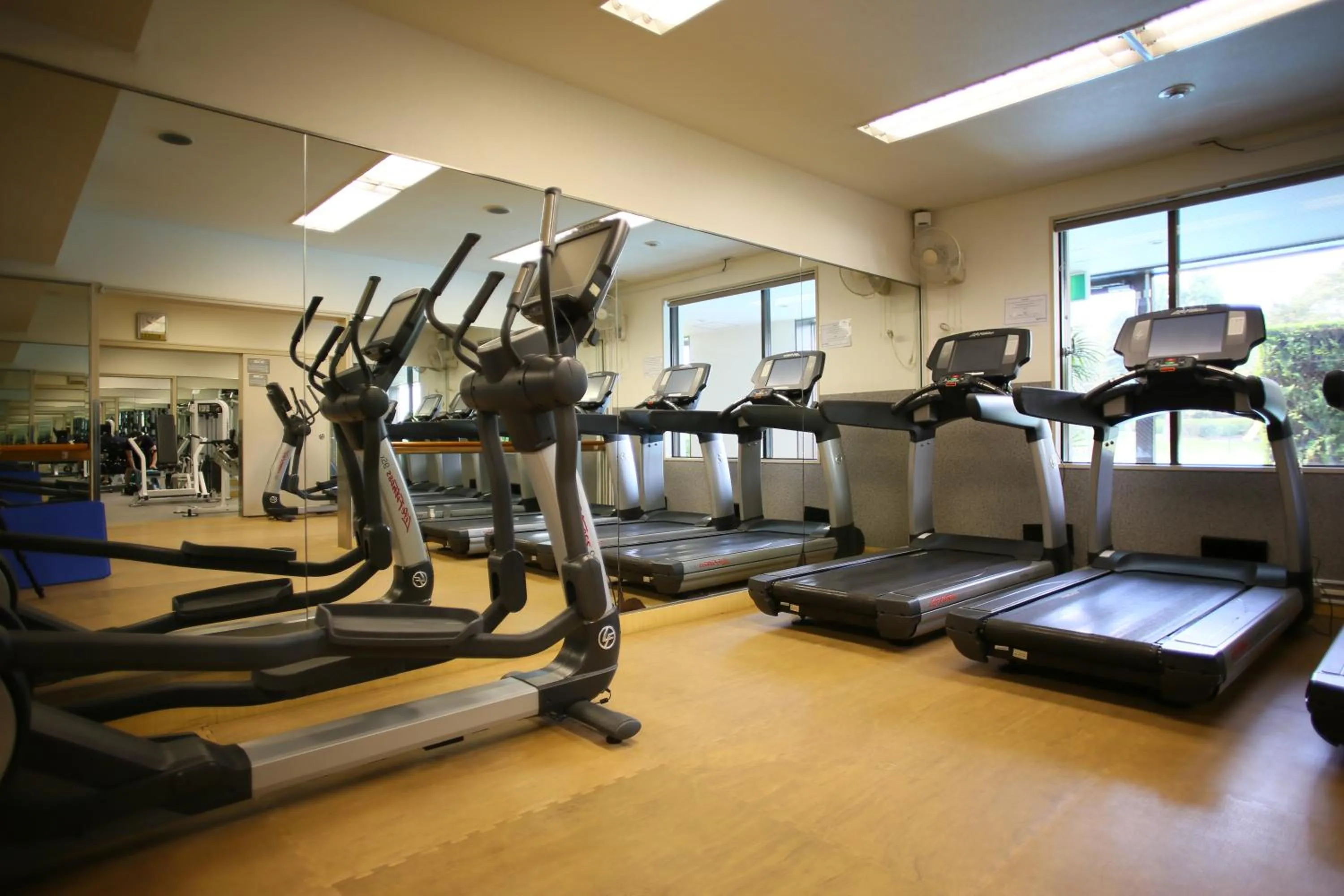 Fitness centre/facilities in International Resort Hotel Yurakujo