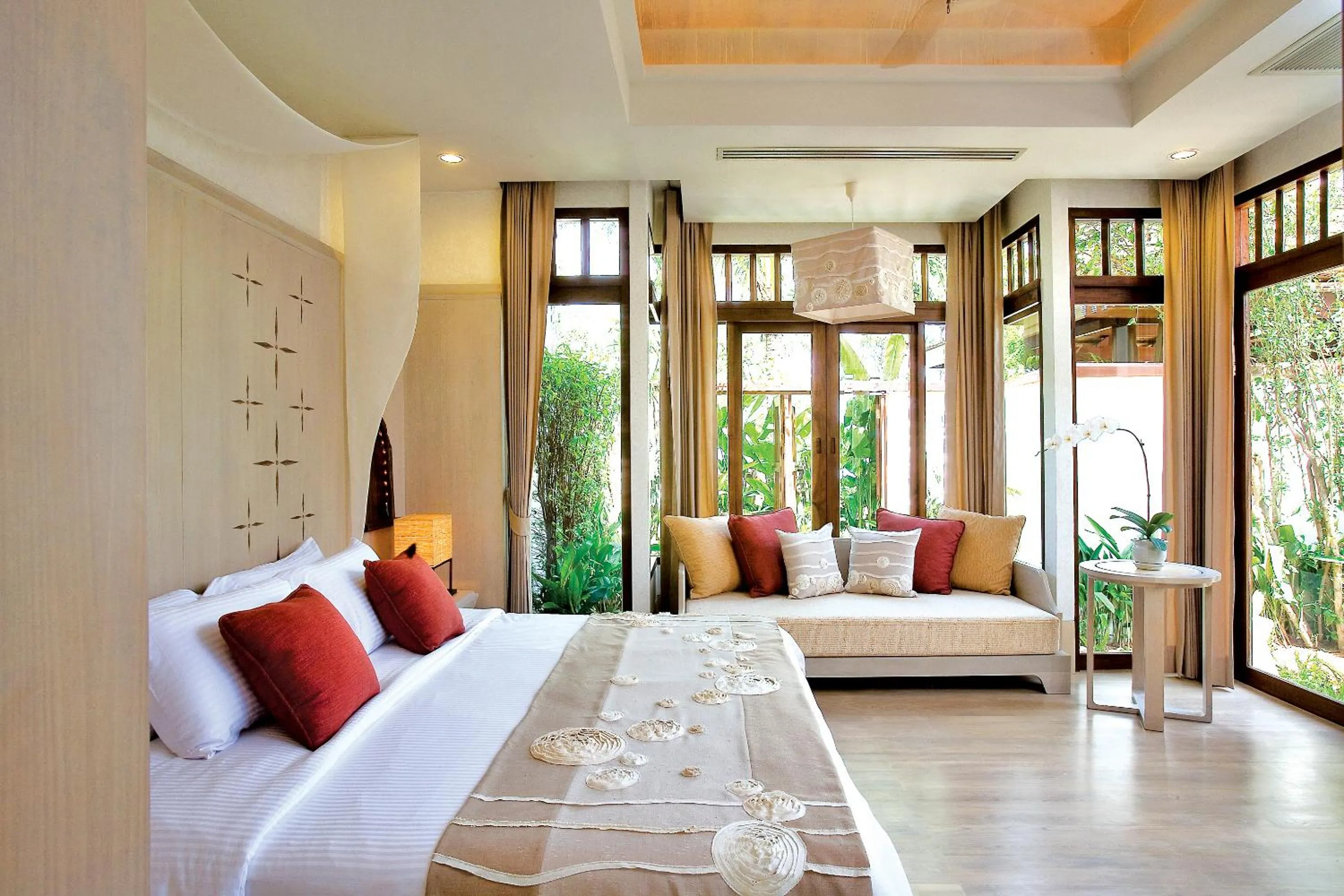 Day, Bed in Melati Beach Resort & Spa