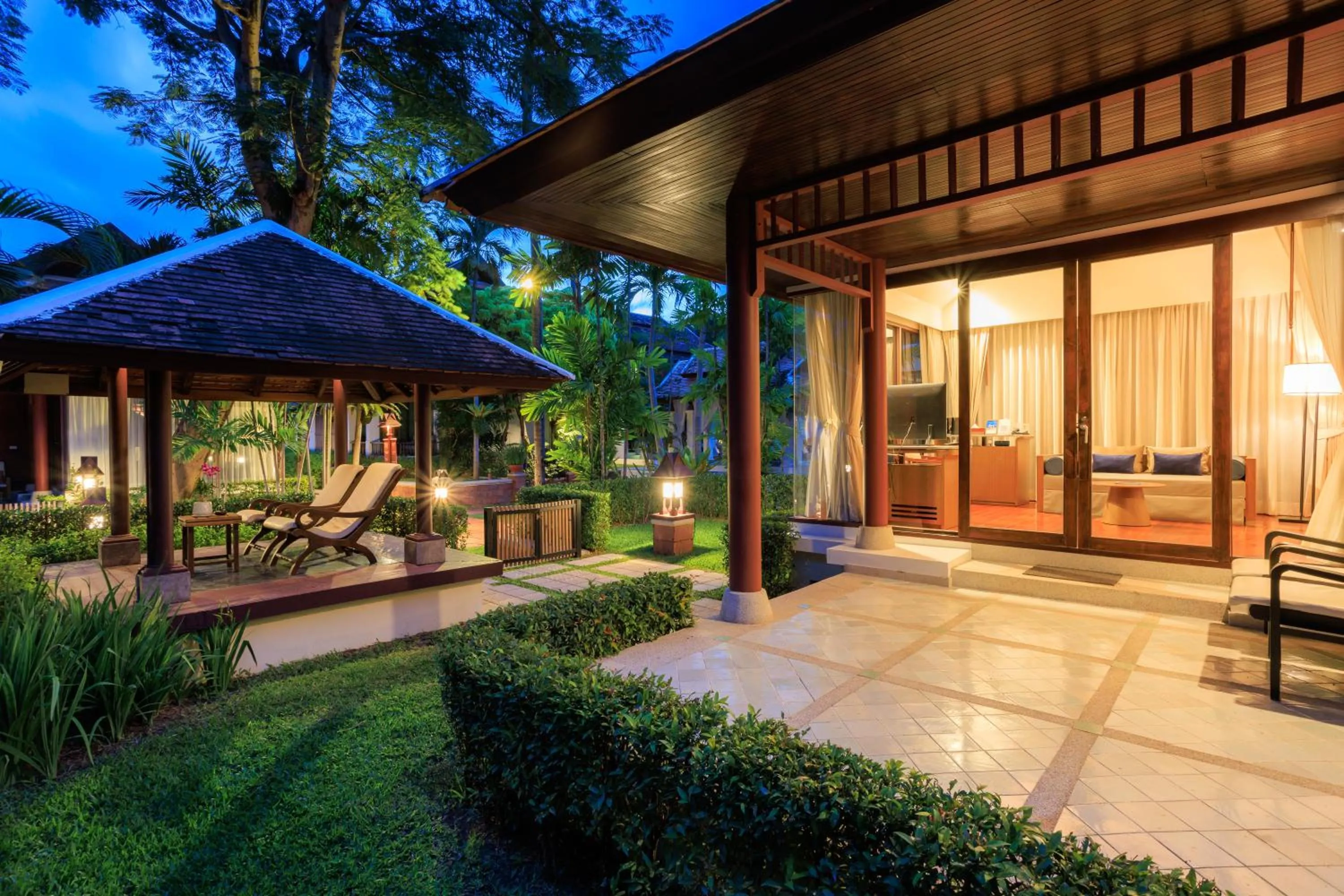 Seating area in Chaweng Regent Beach Resort