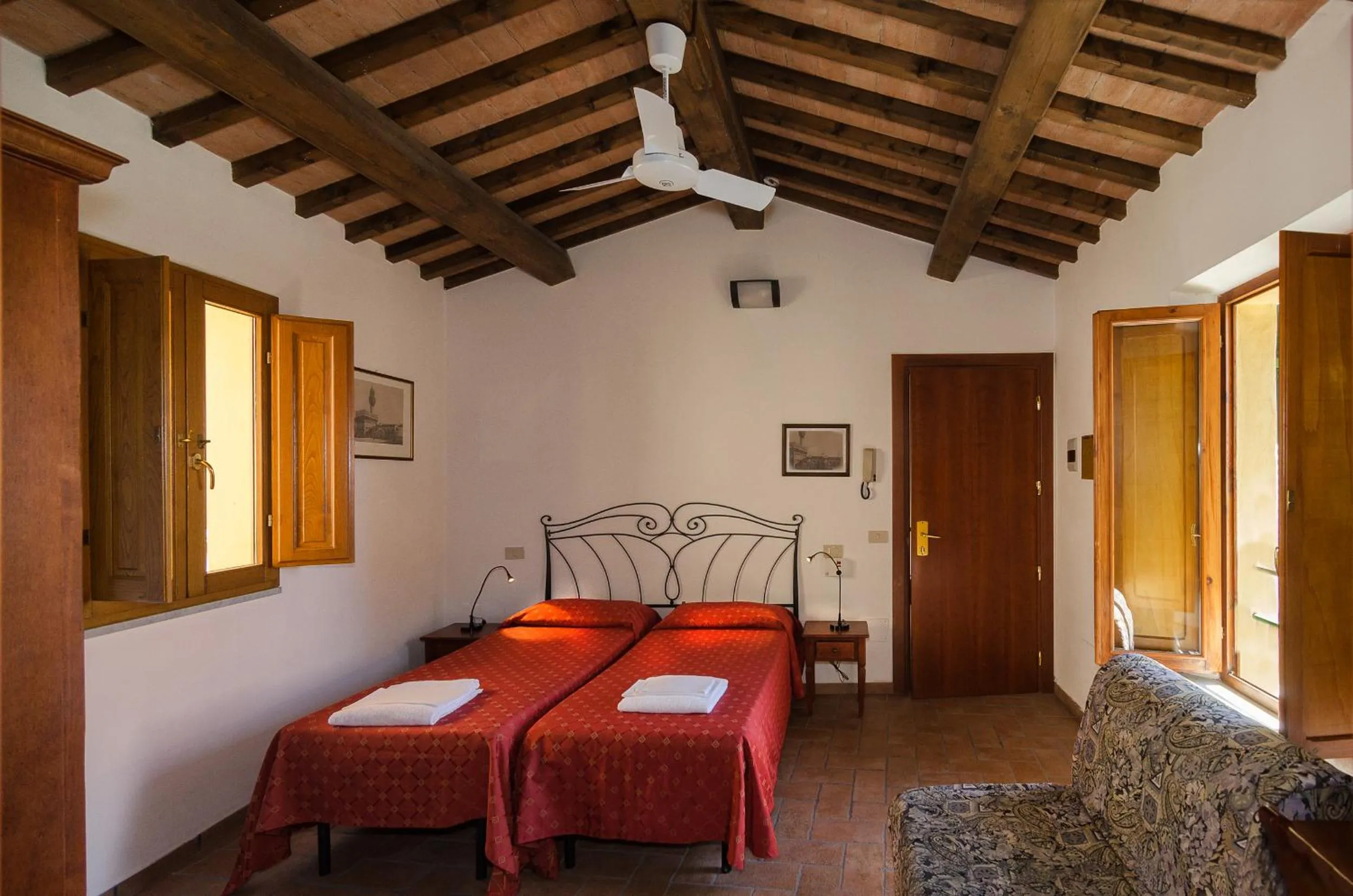 Bed in Helvetia Pisa Tower