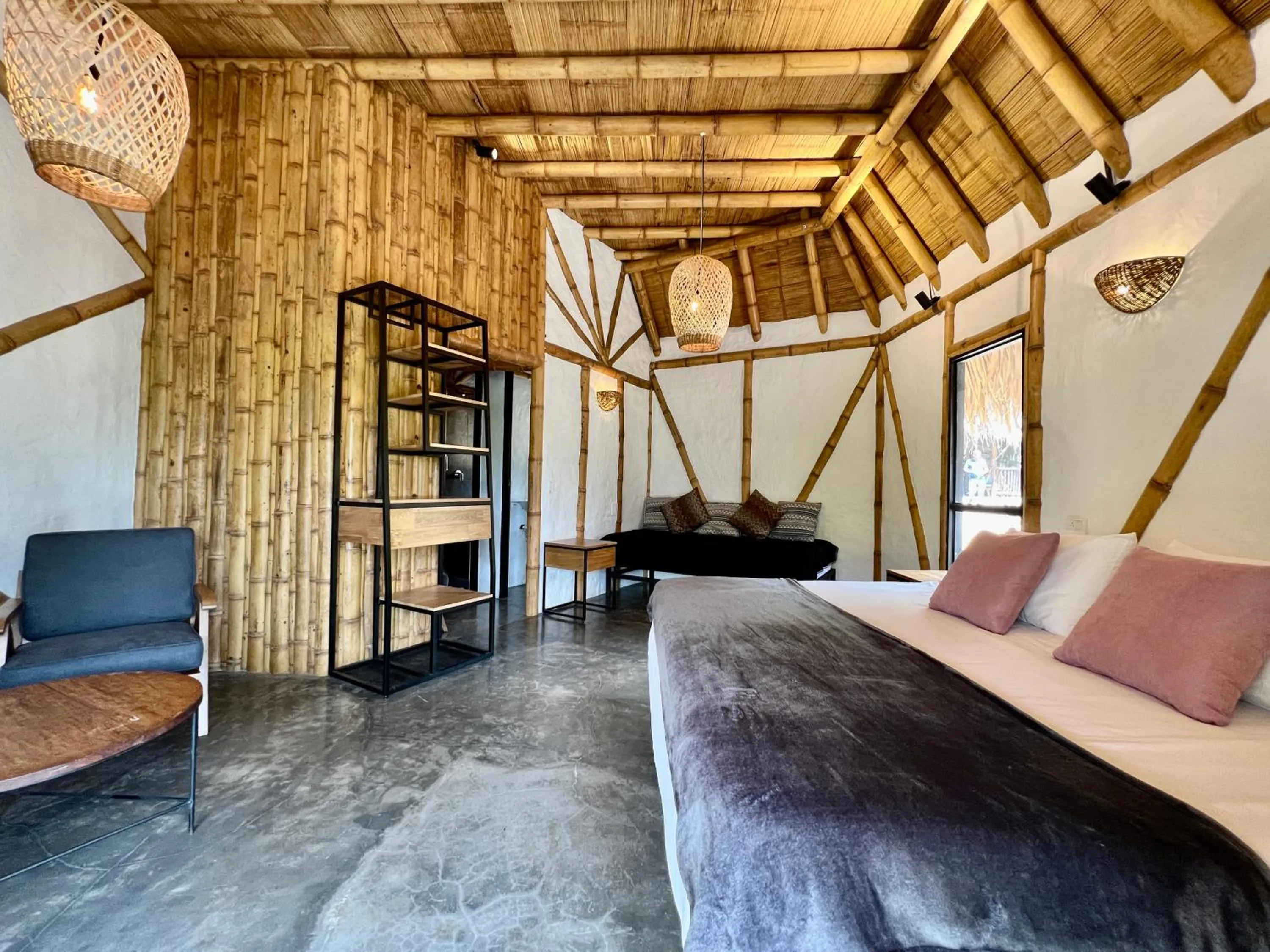 Ceiba by Masaya Collection