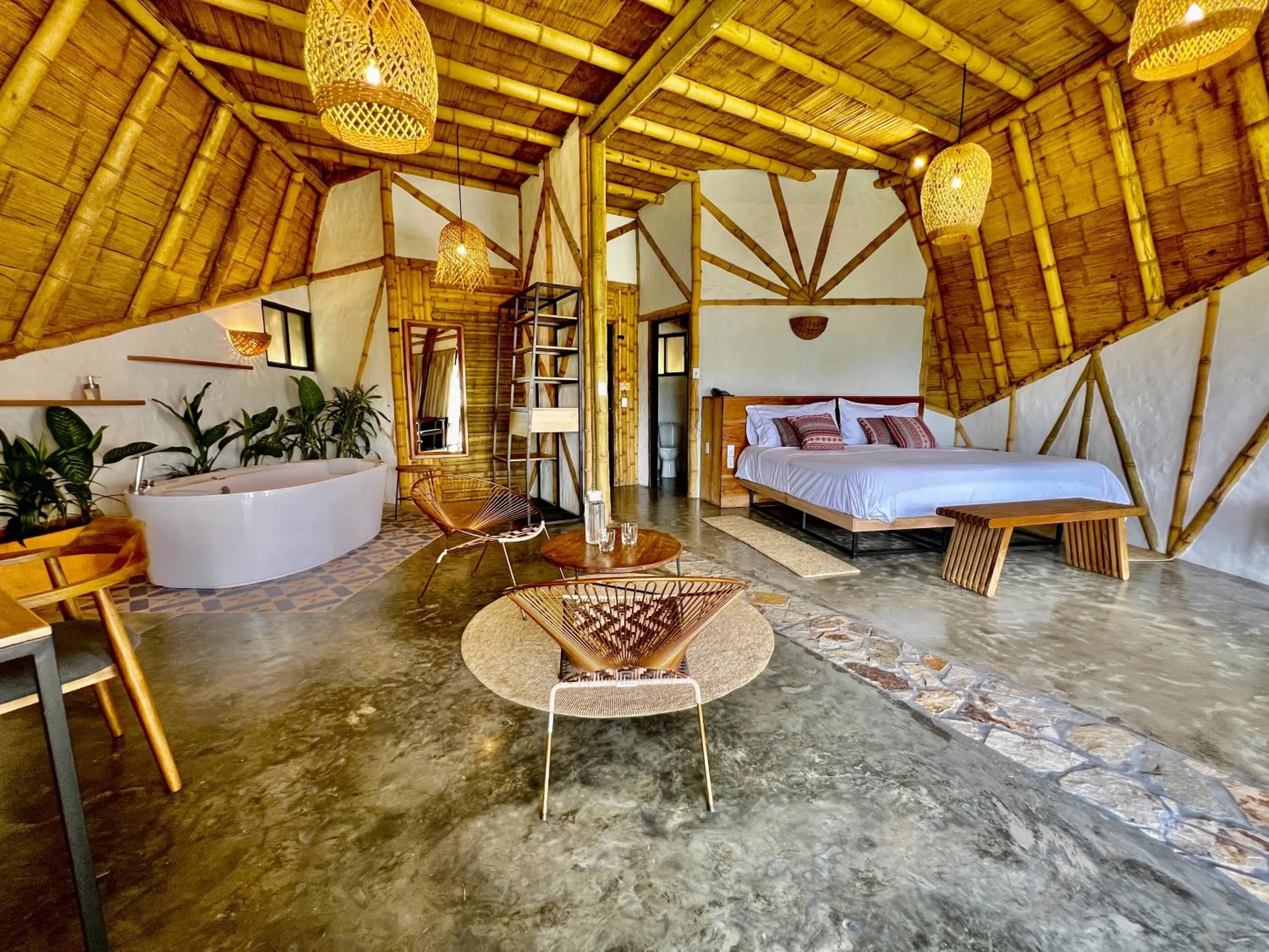 Ceiba by Masaya Collection