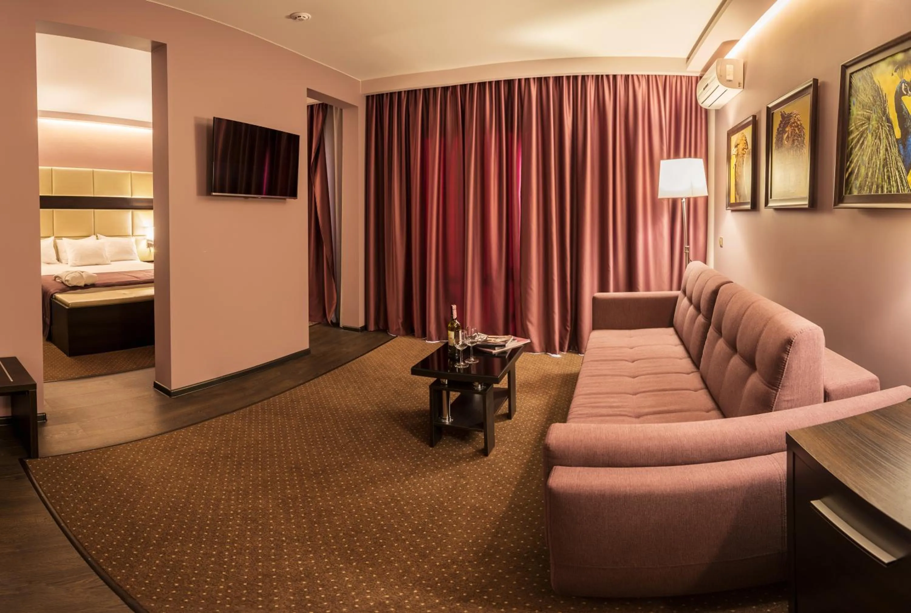 TV and multimedia in Bartolomeo