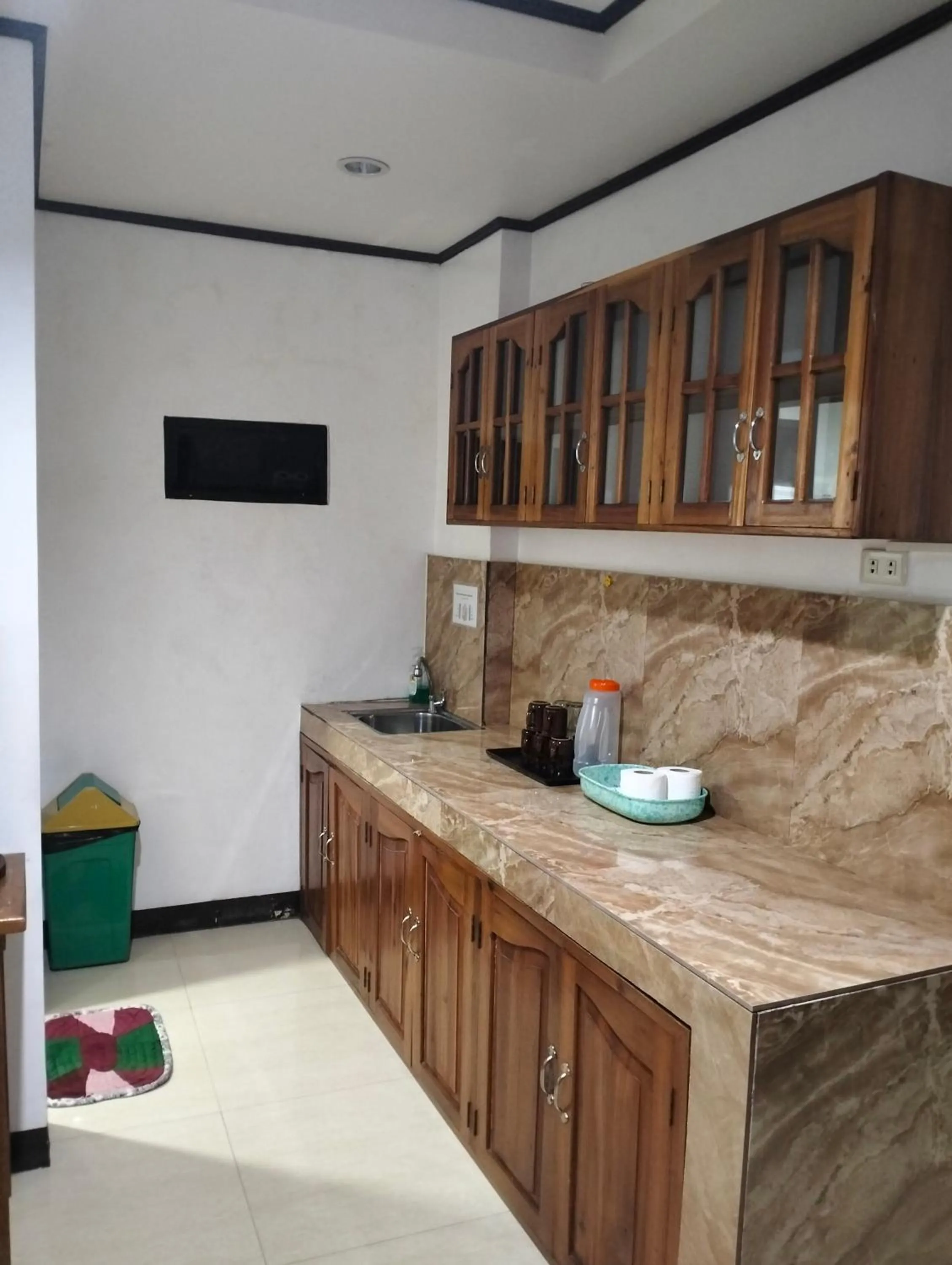 Kitchen or kitchenette in Sealor Pension House