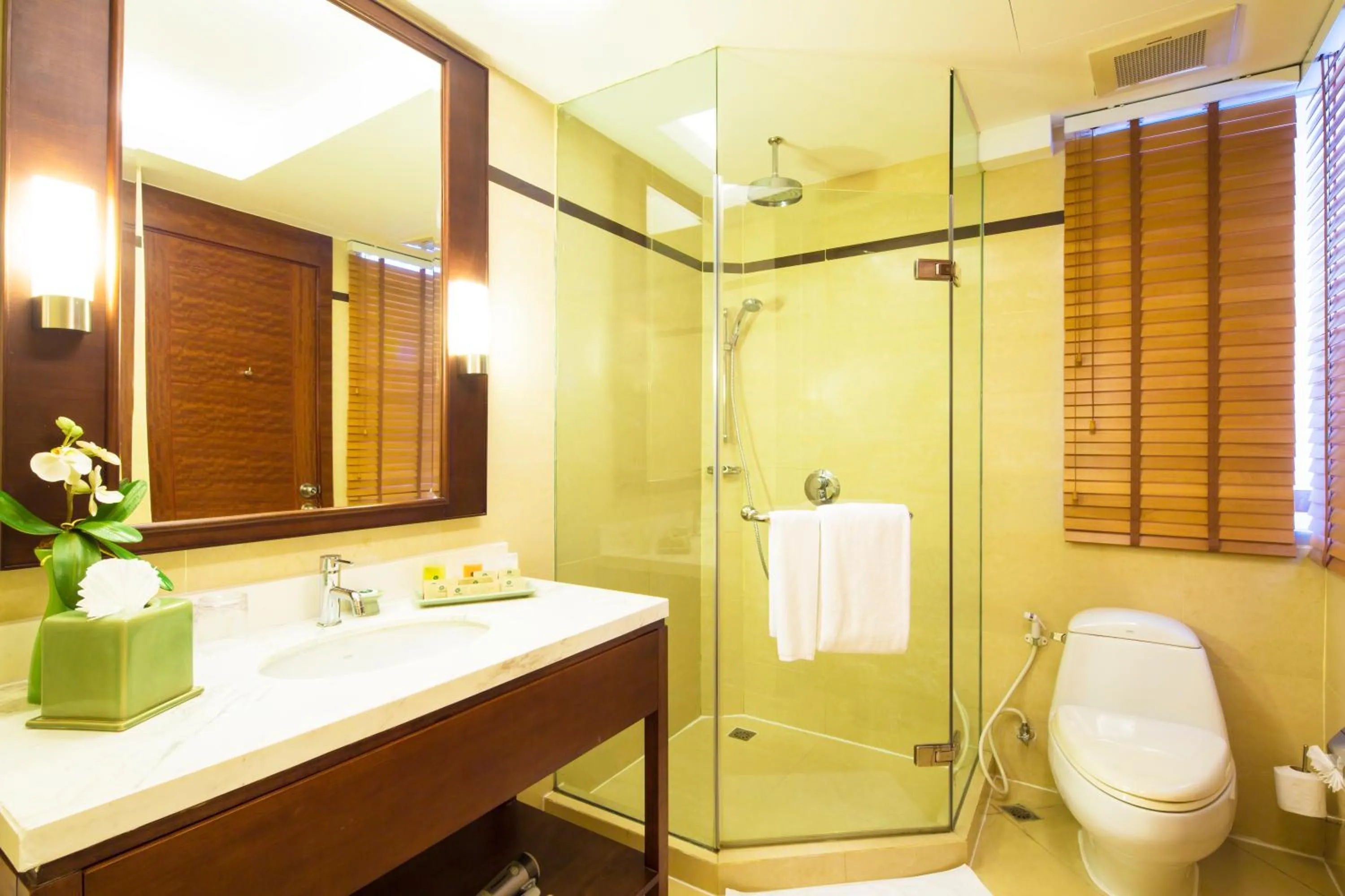 Shower in Column Bangkok Hotel