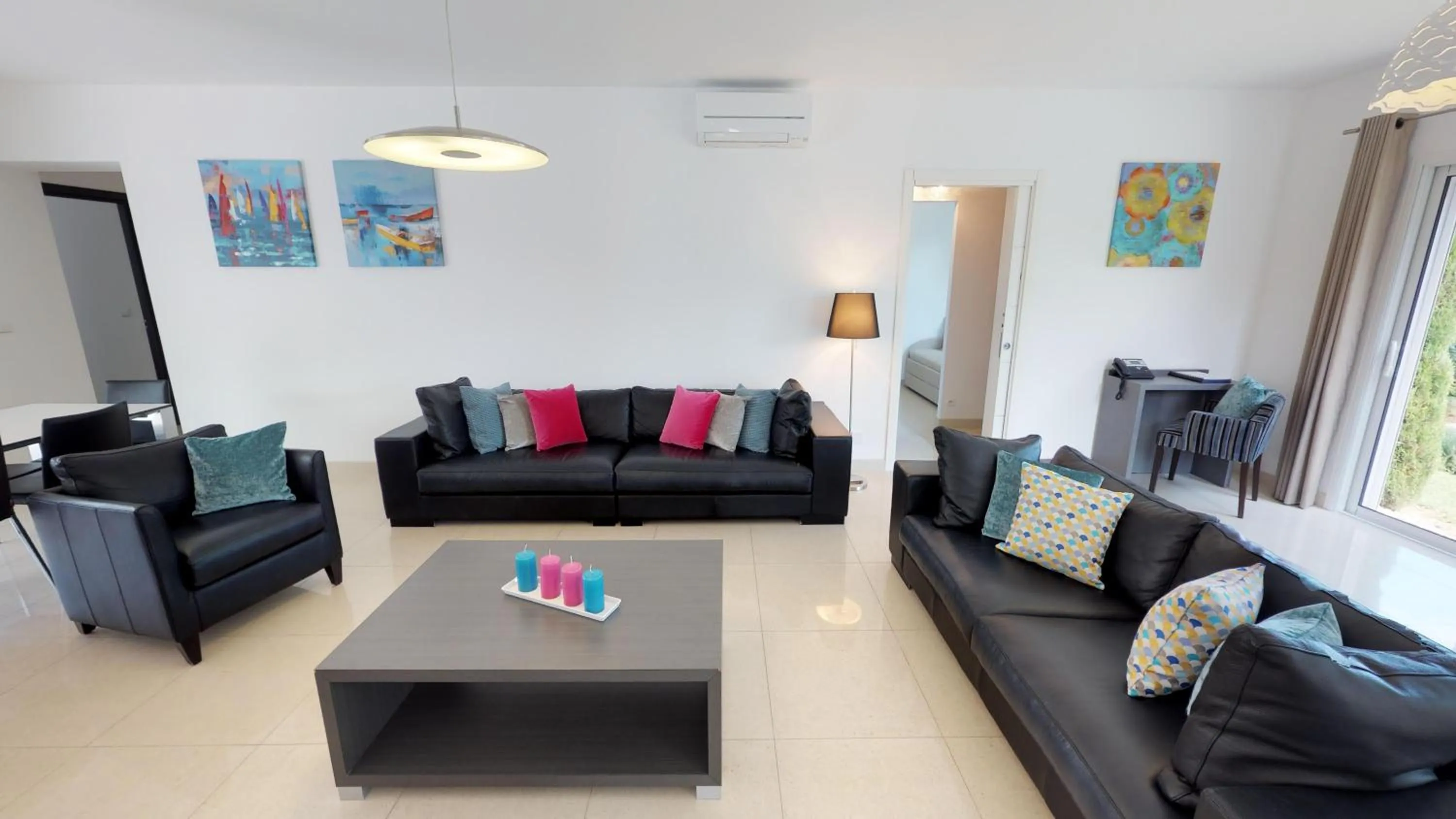 Living room in Domaine Villas Mandarine Private Pools & Spa