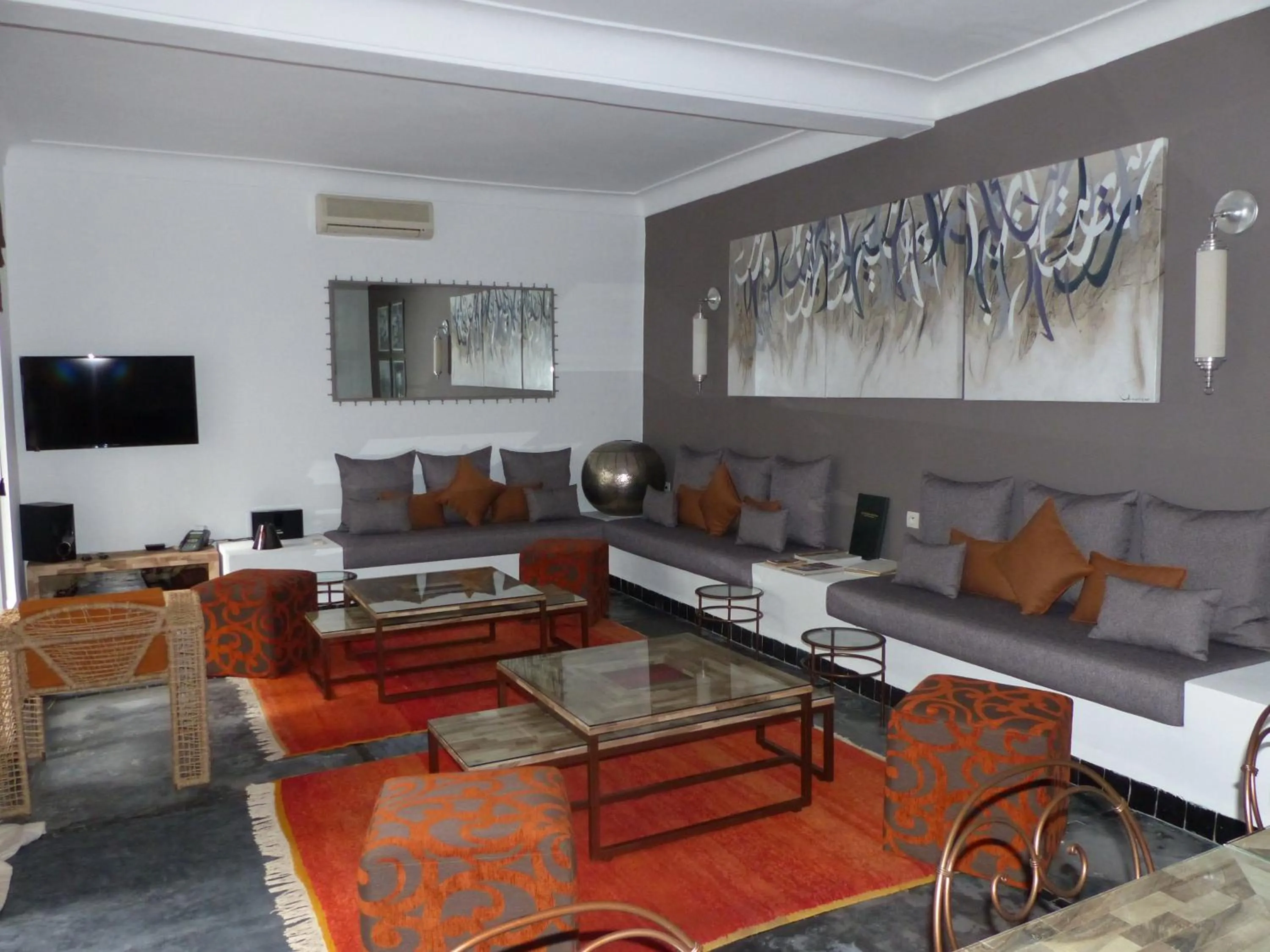 Communal lounge/ TV room in Riad Tchina