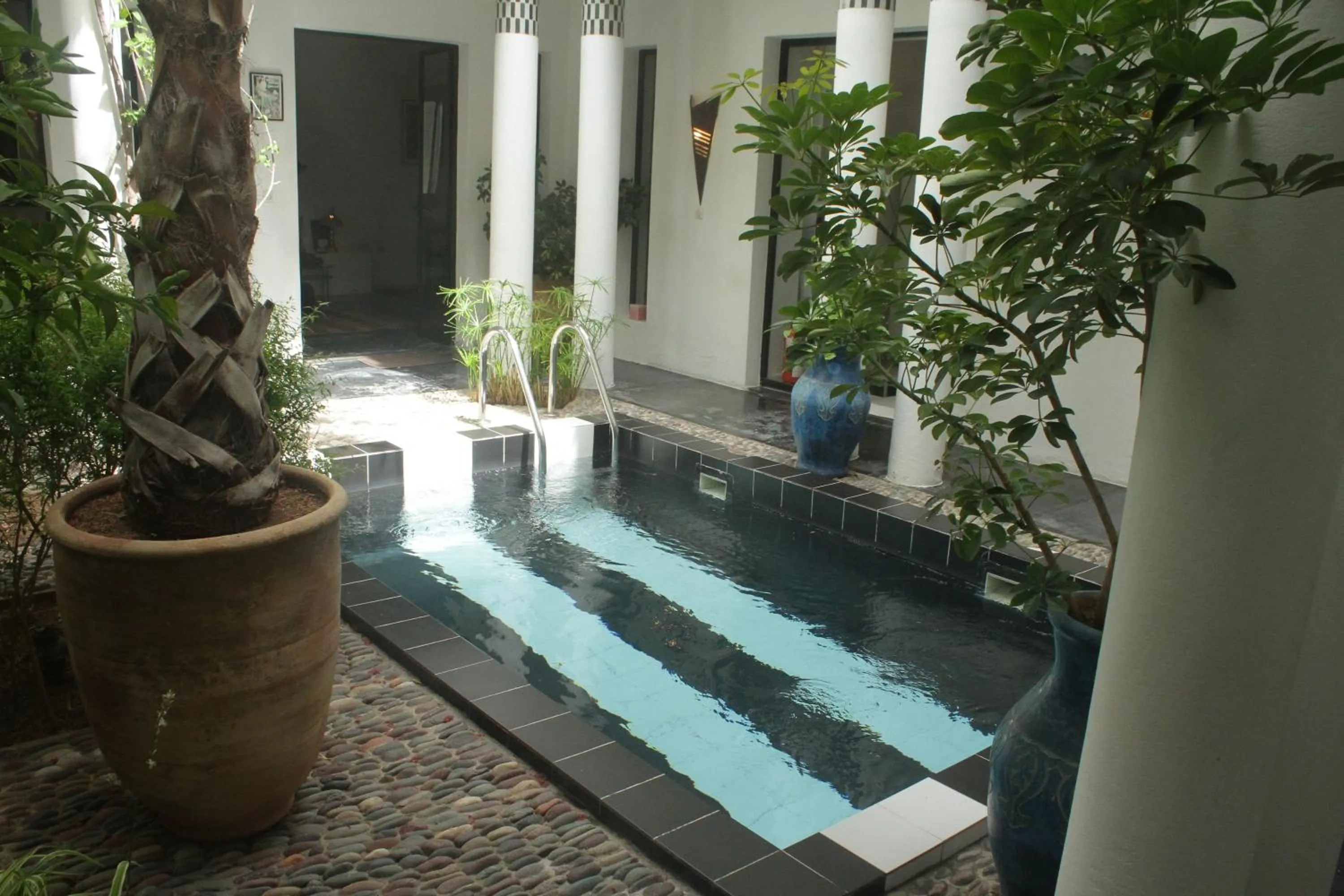Swimming pool in Riad Tchina