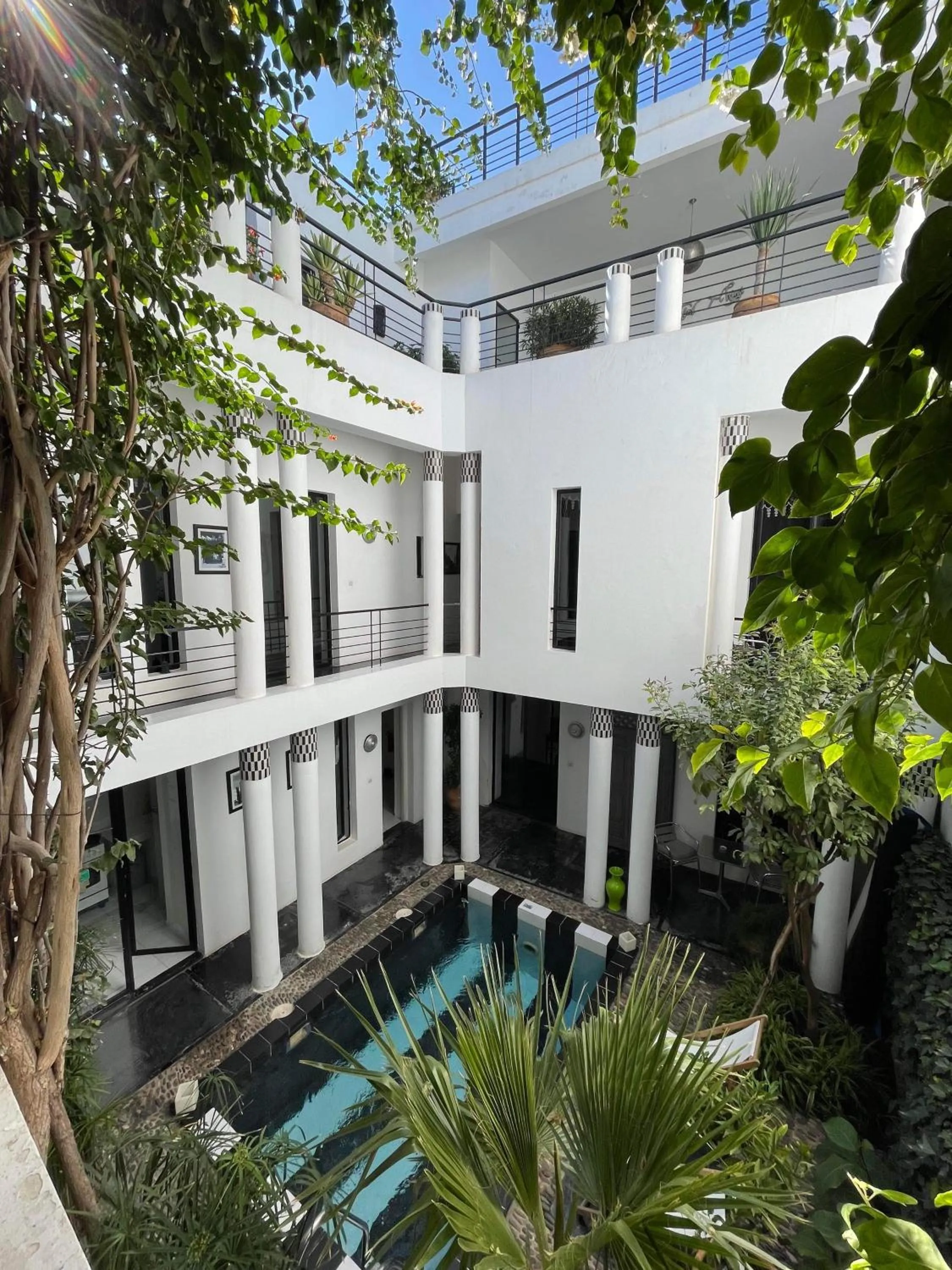 Property building in Riad Tchina