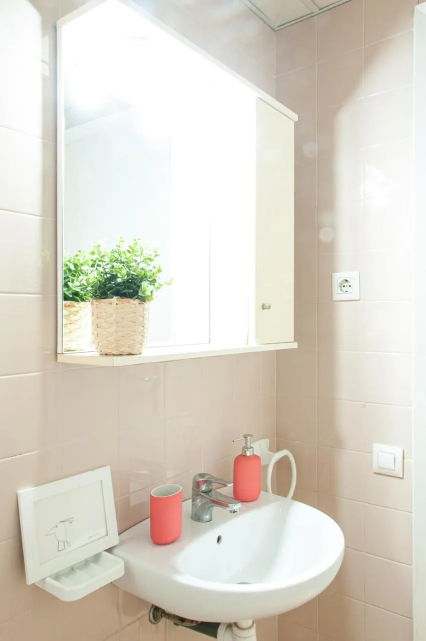 Bathroom in Residencia Universitaria Resa Sant Jordi