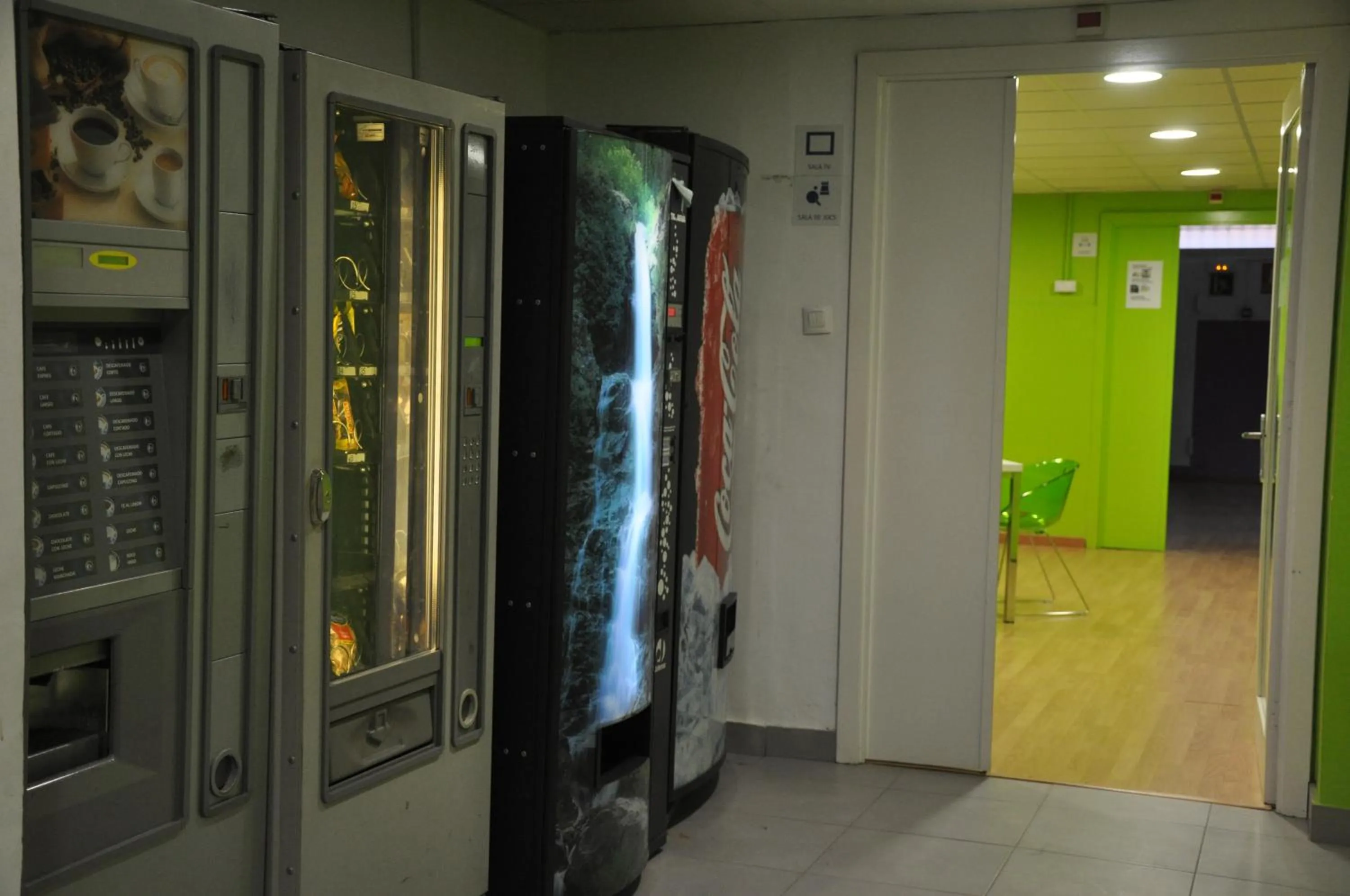 Food and drinks in Residencia Universitaria Resa Sant Jordi