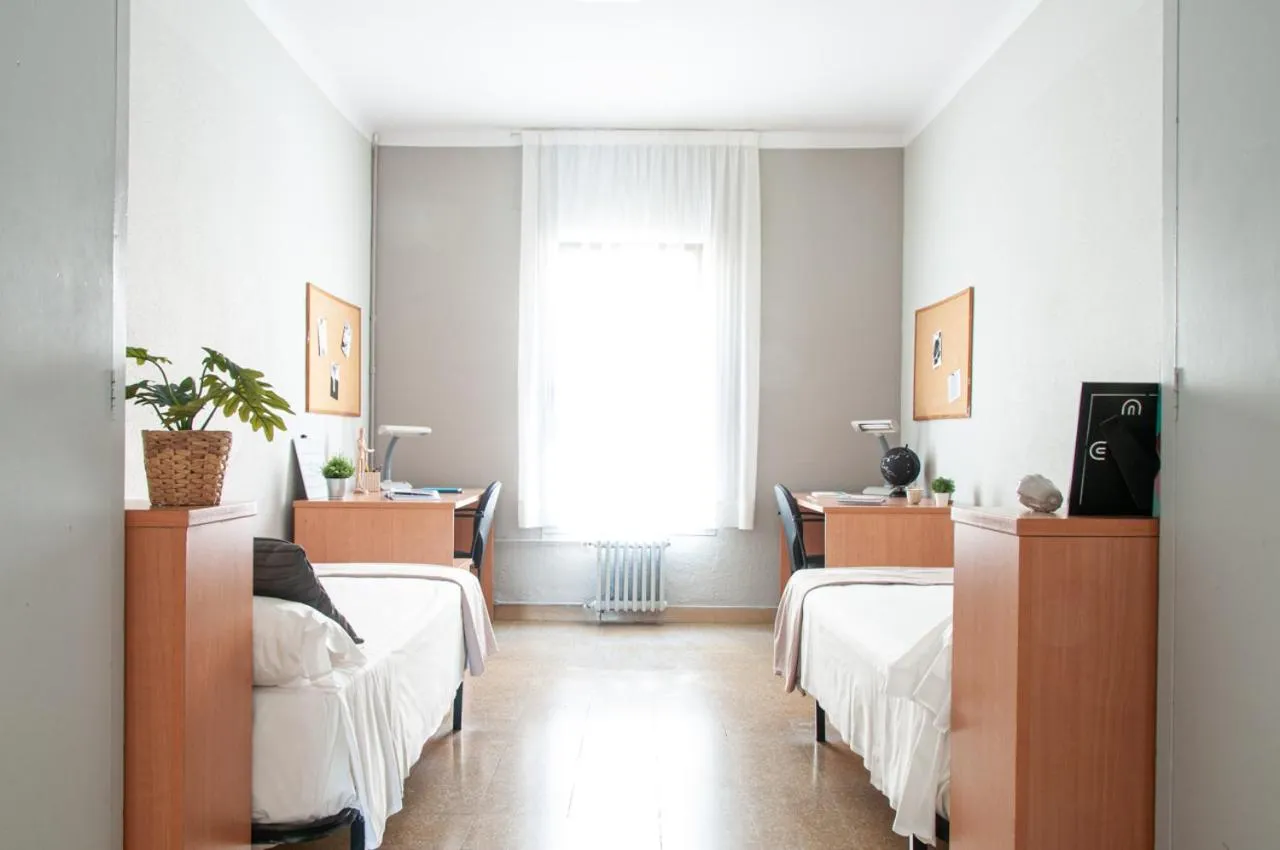 Living room, Bed in Residencia Universitaria Resa Sant Jordi