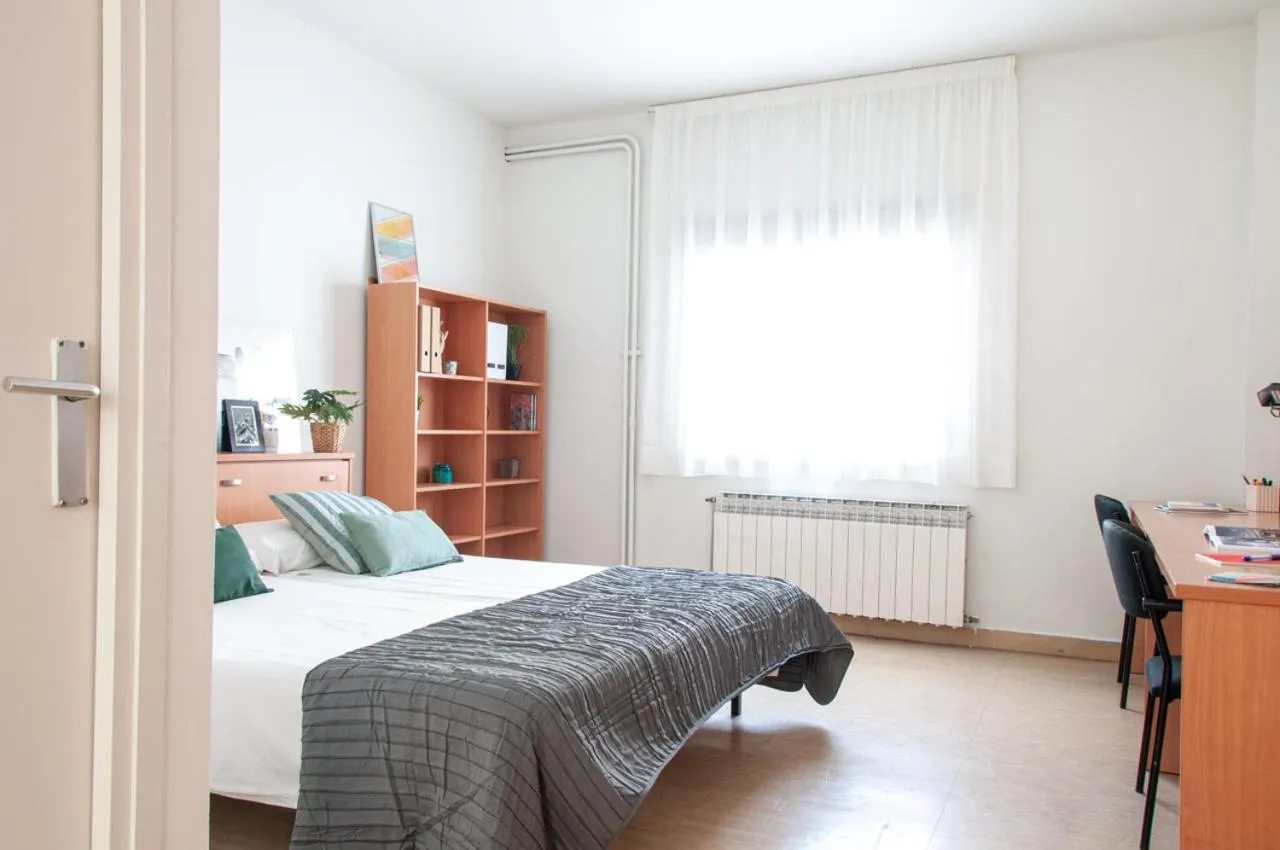 Photo of the whole room, Bed in Residencia Universitaria Resa Sant Jordi
