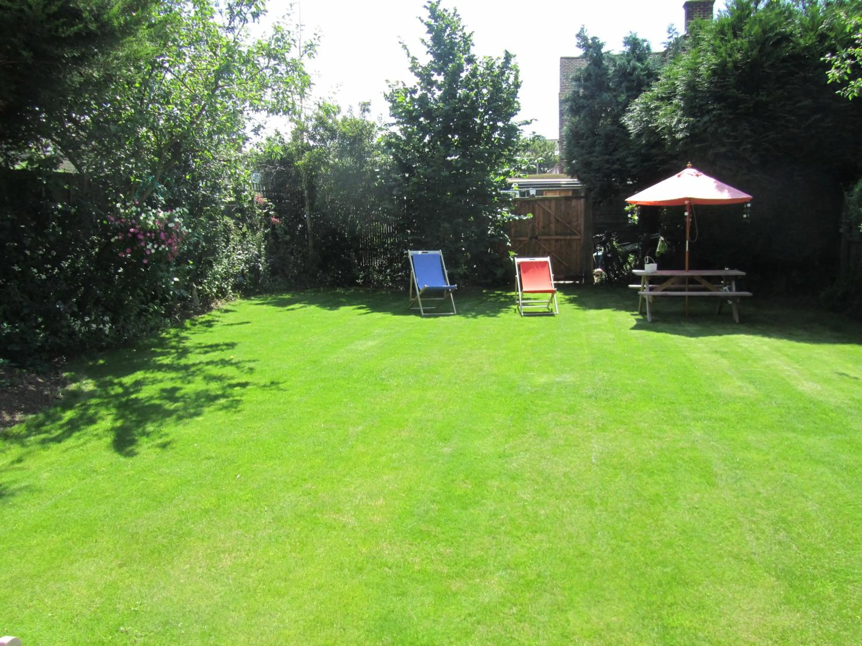 Day in Leverton House