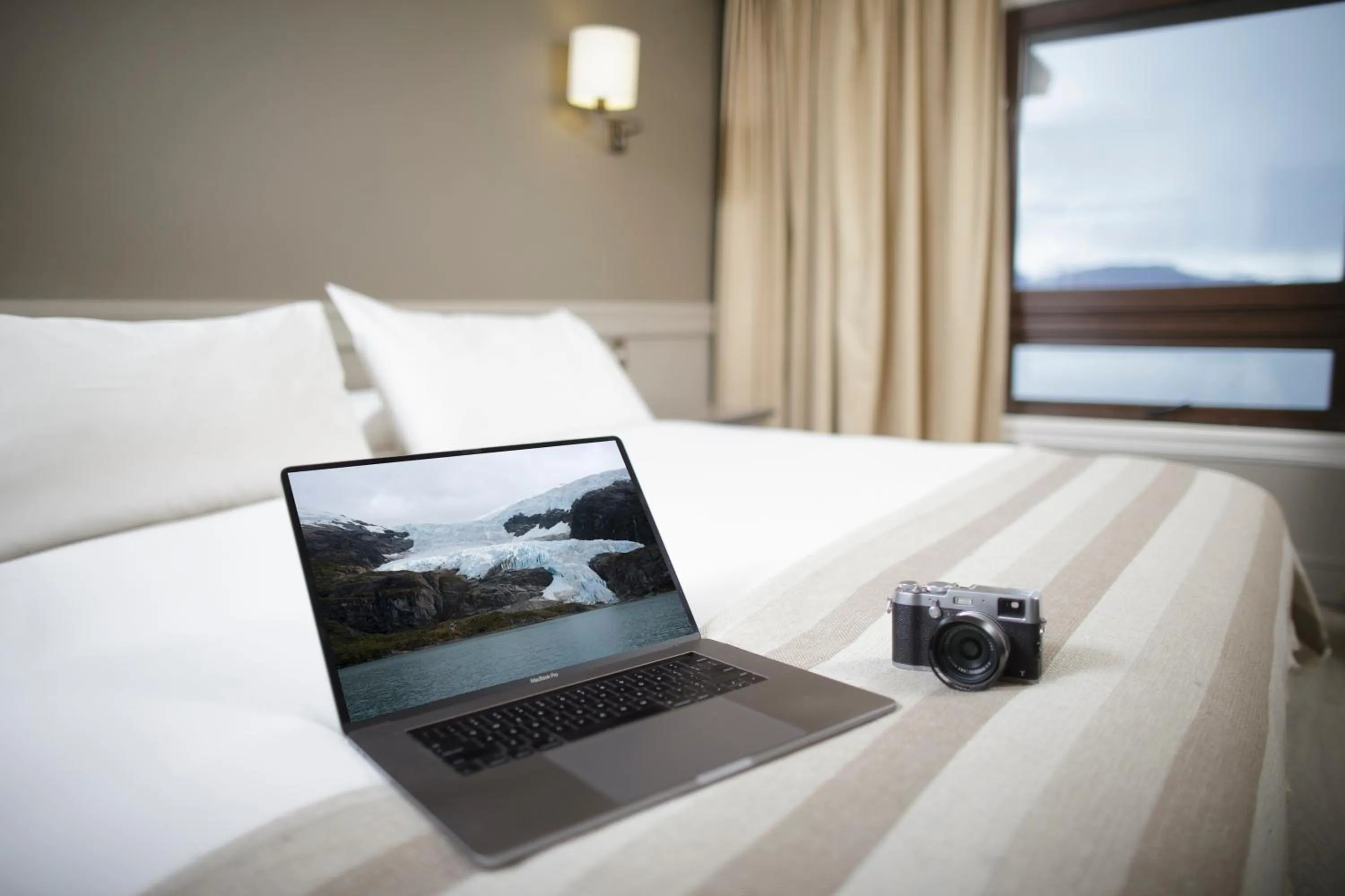 Decorative detail, Bed in Hotel Costaustralis