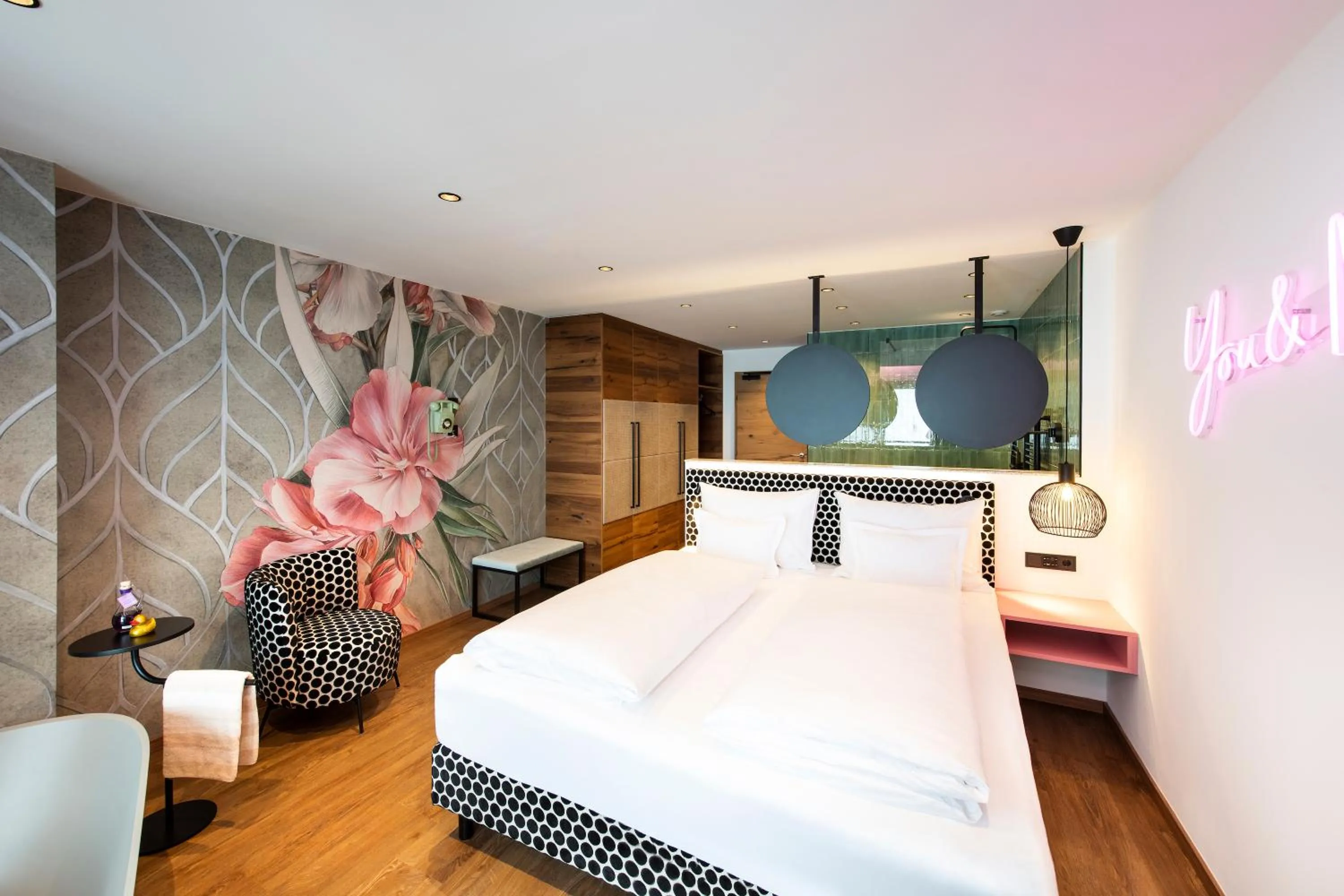 Bed in Berghotel Hochfügen