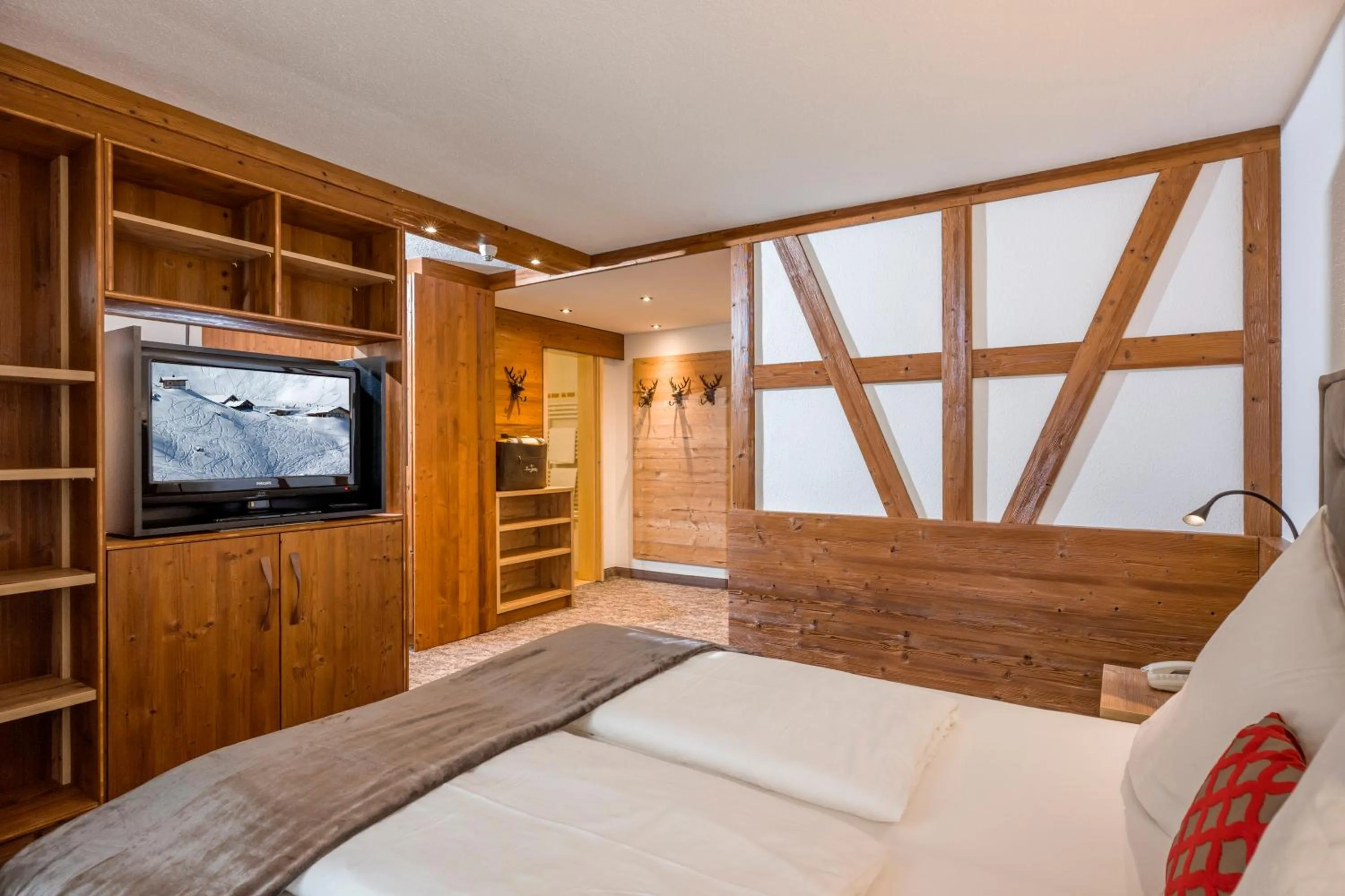 Bedroom, Bed in Berghotel Hochfügen