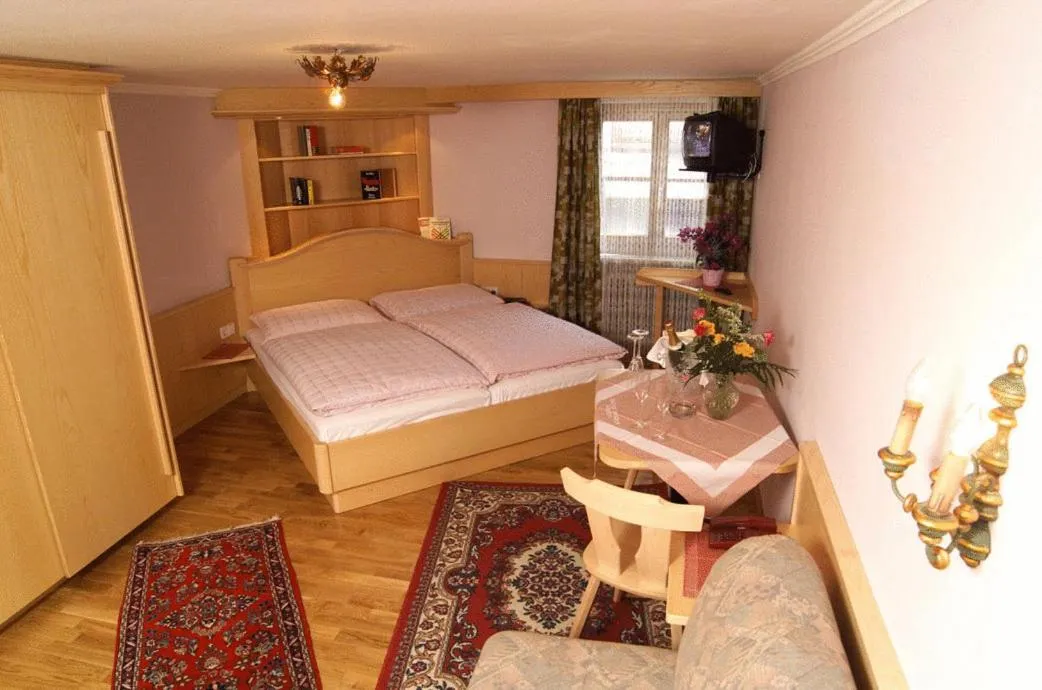 Photo of the whole room, Bed in Hotel Gasthof Brüggler