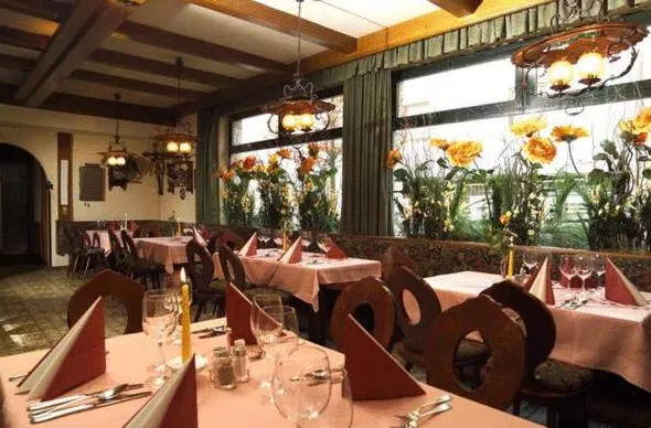 Restaurant/places to eat in Hotel Gasthof Brüggler