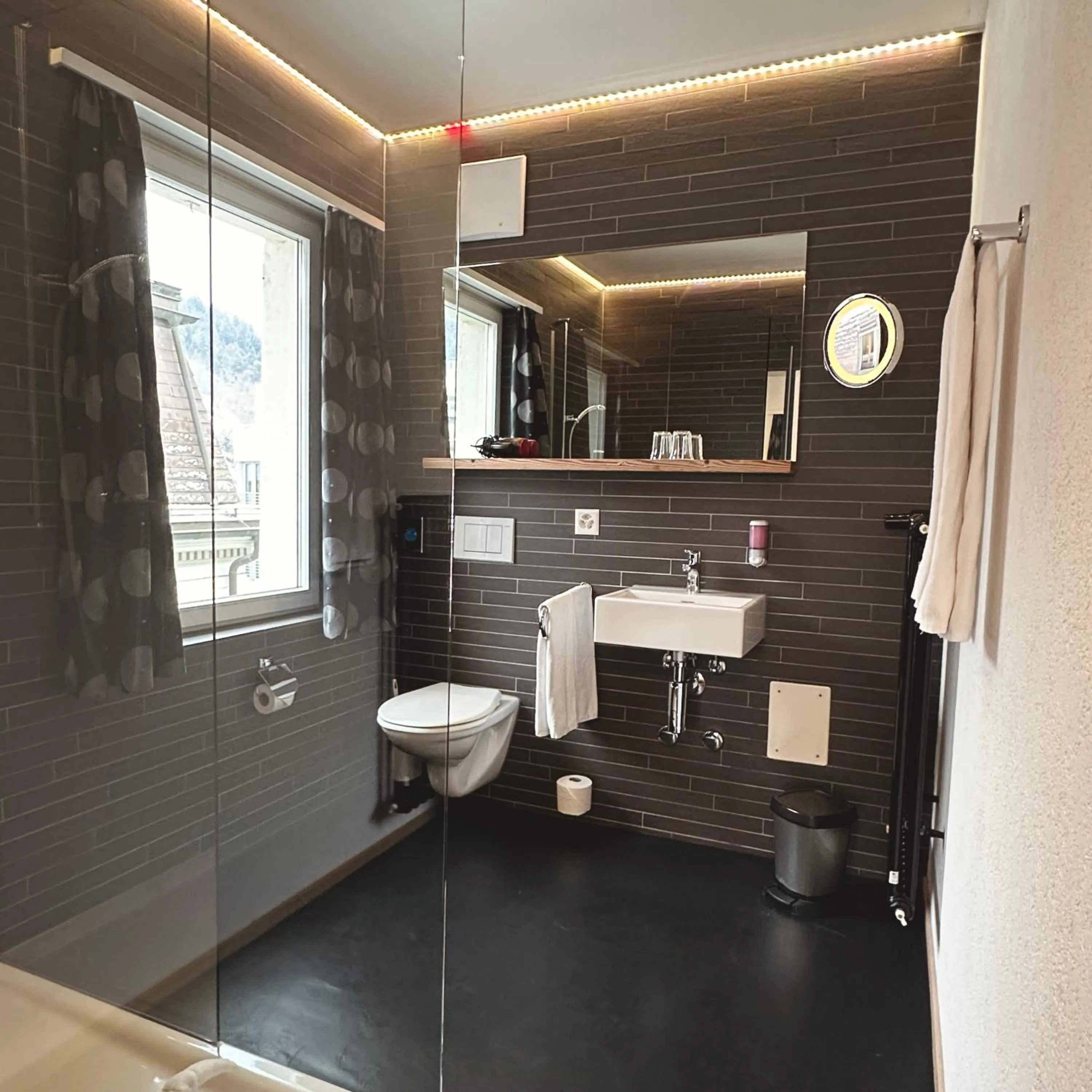 Bathroom in Hotel Rätia