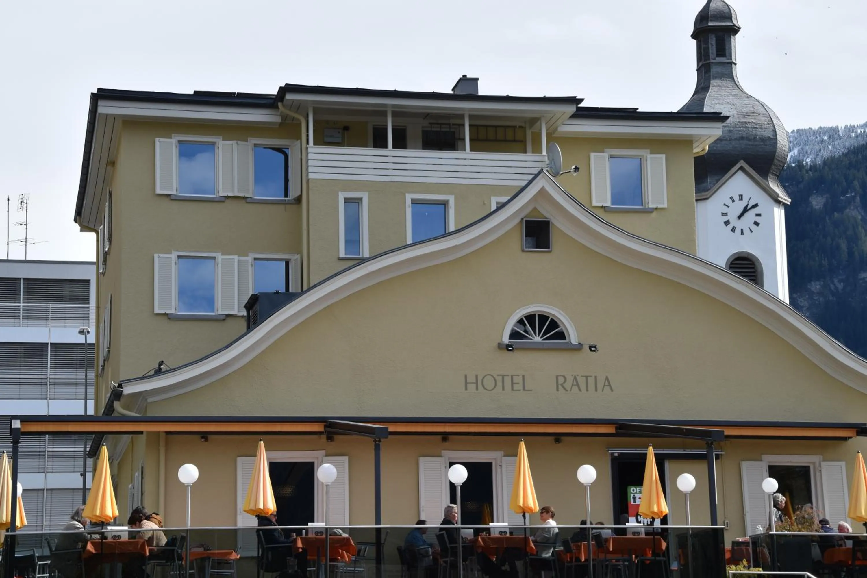 Property building in Hotel Rätia