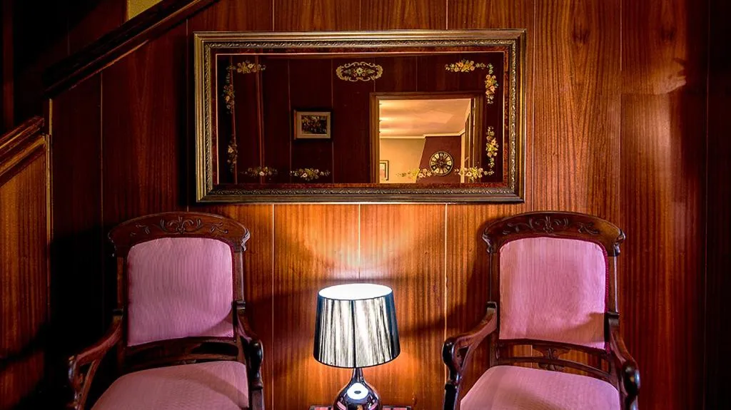 Seating area in Hotel La Rambla