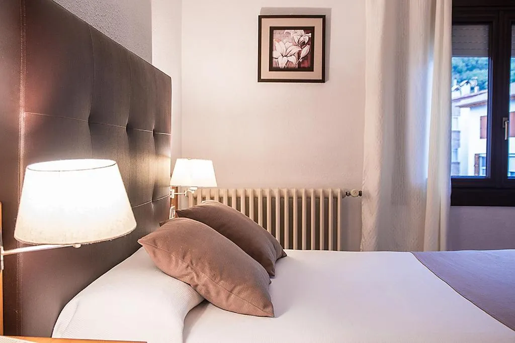 Photo of the whole room, Bed in Hotel La Rambla