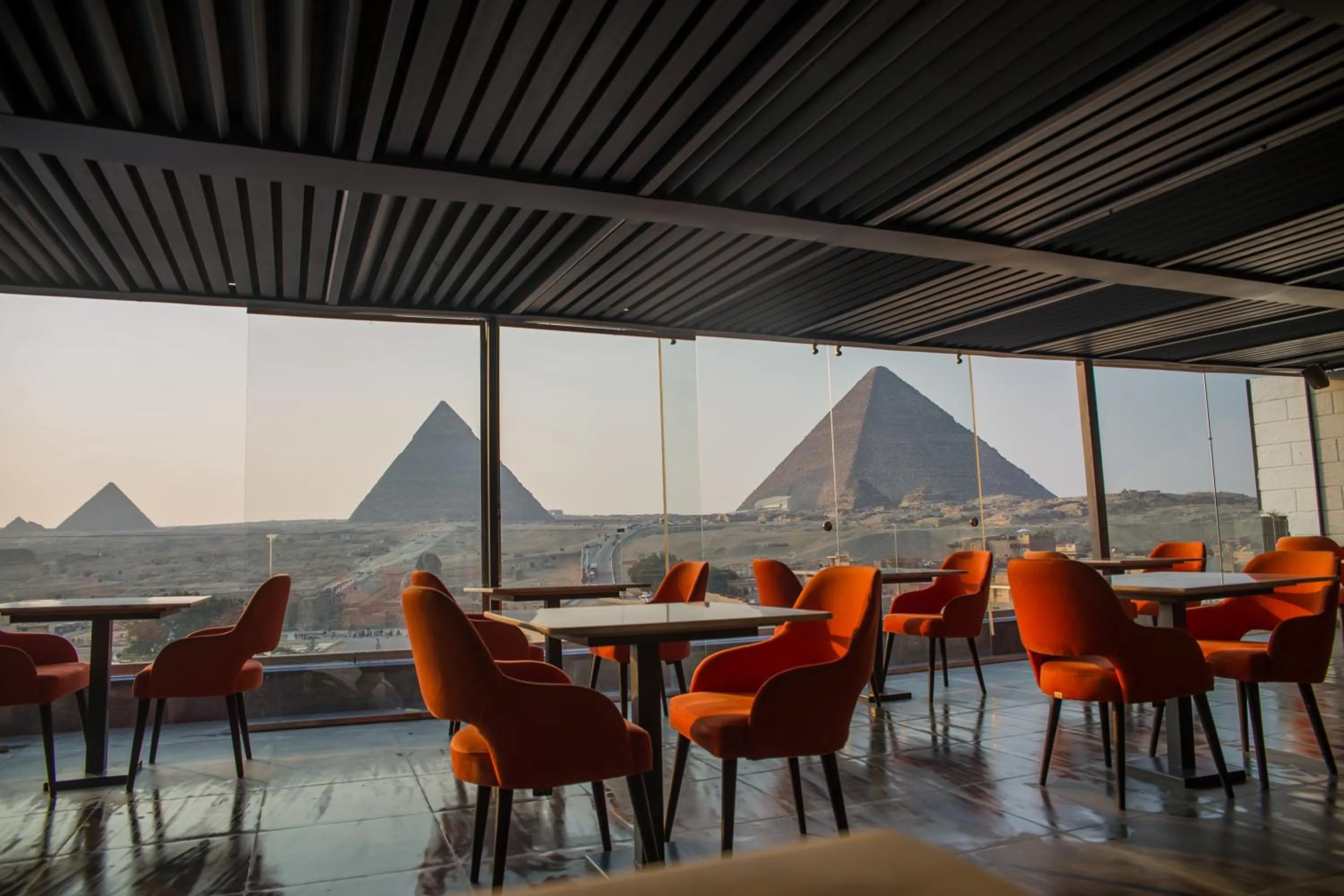 Restaurant/places to eat in Marvel Stone Hotel