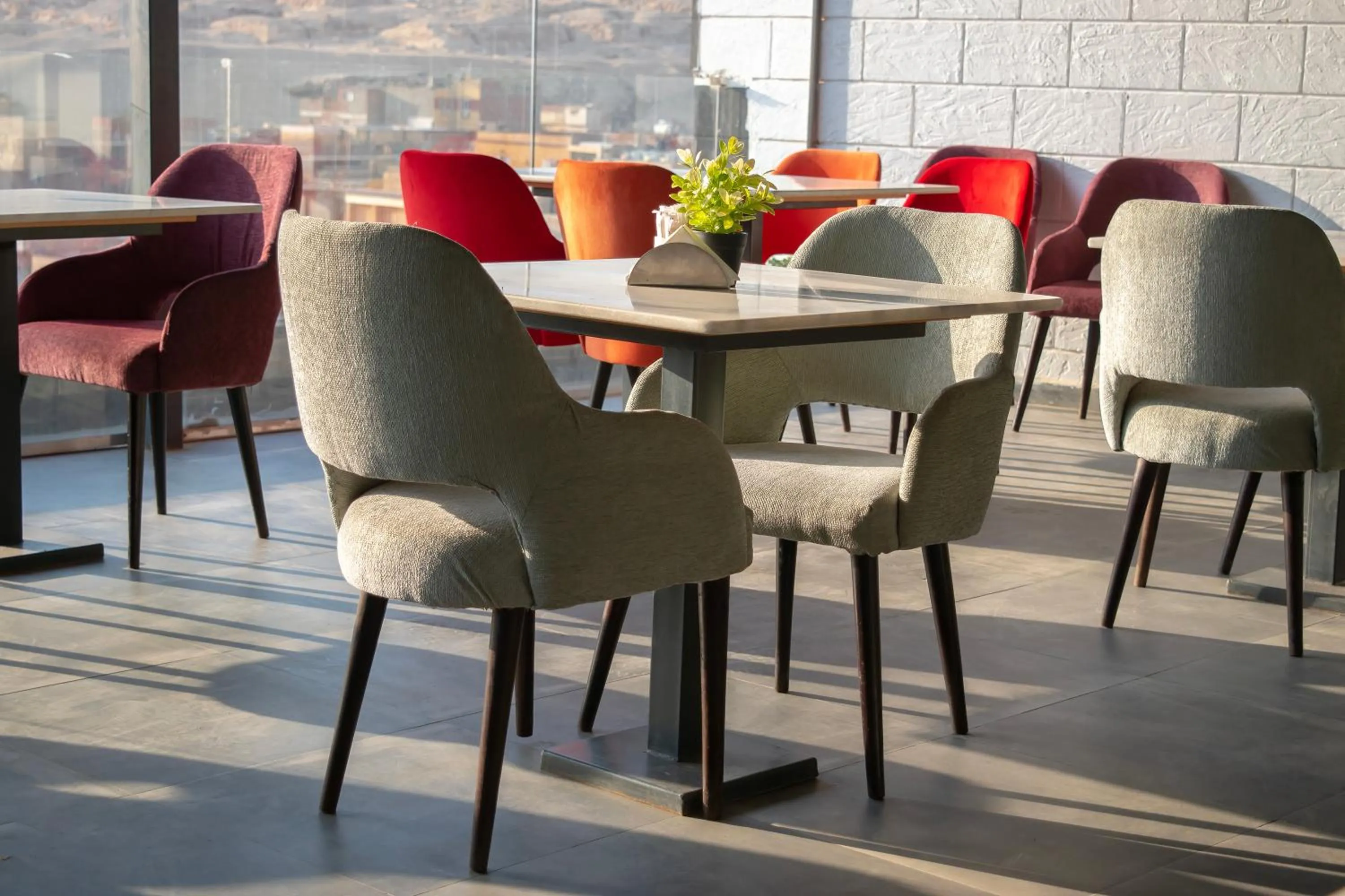 Restaurant/places to eat in Marvel Stone Hotel