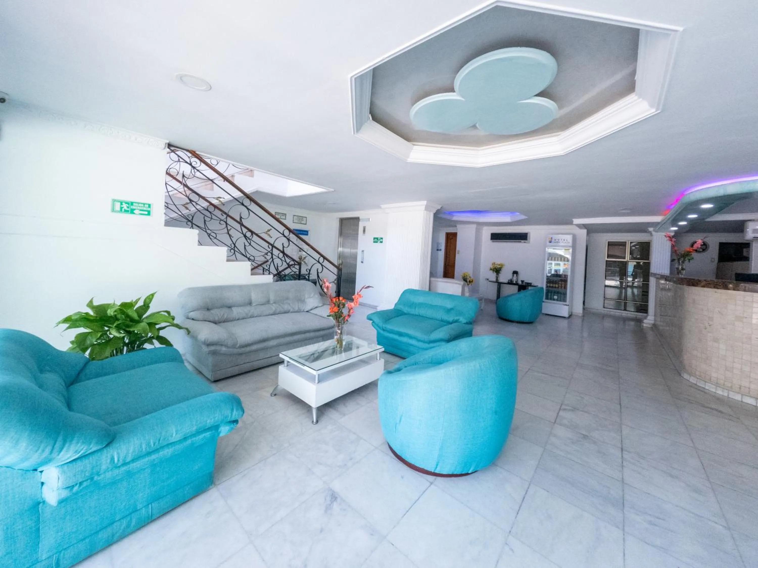 Living room in Hotel Caribe Plaza Barranquilla