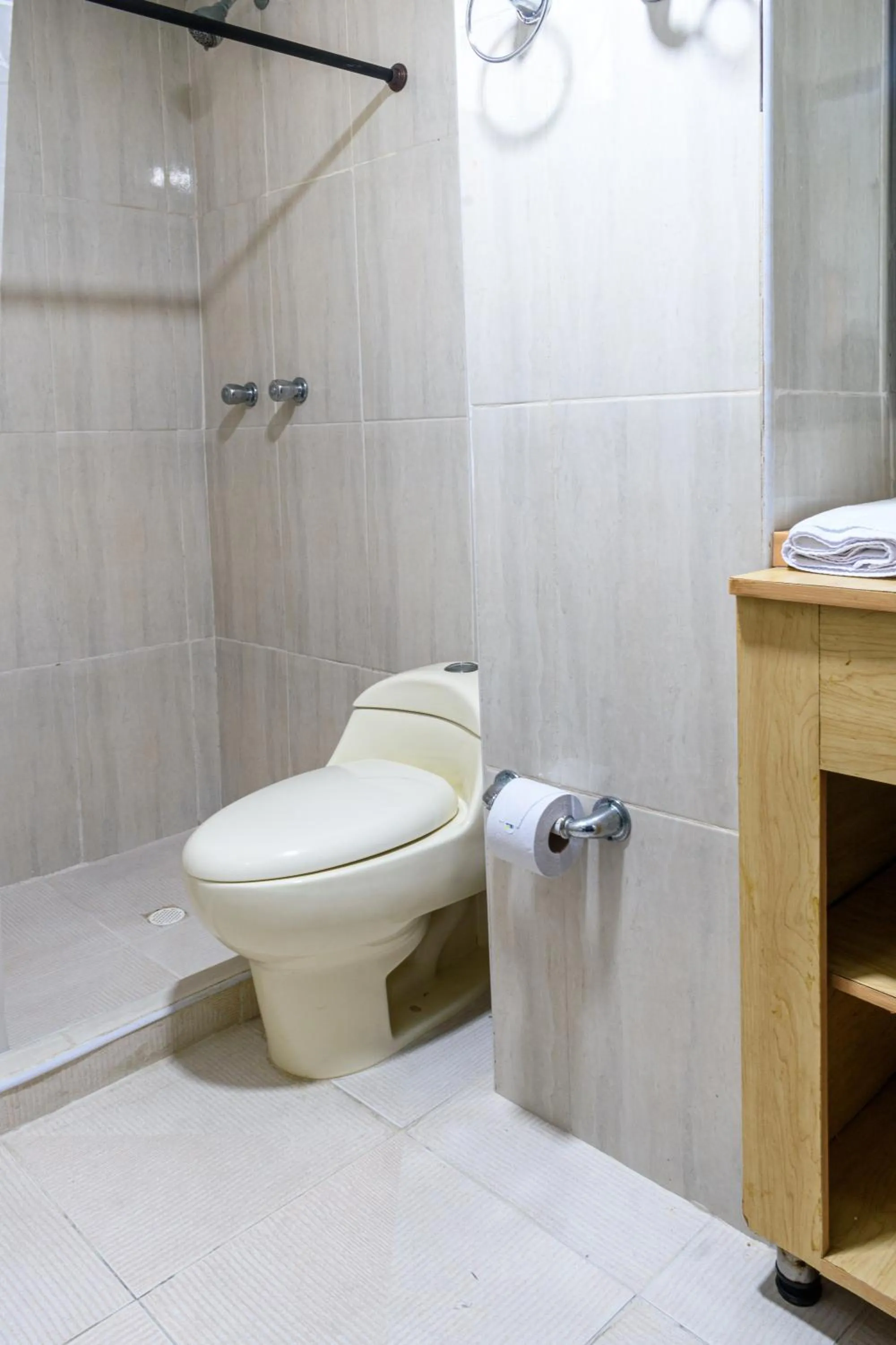 Shower in Hotel Caribe Plaza Barranquilla