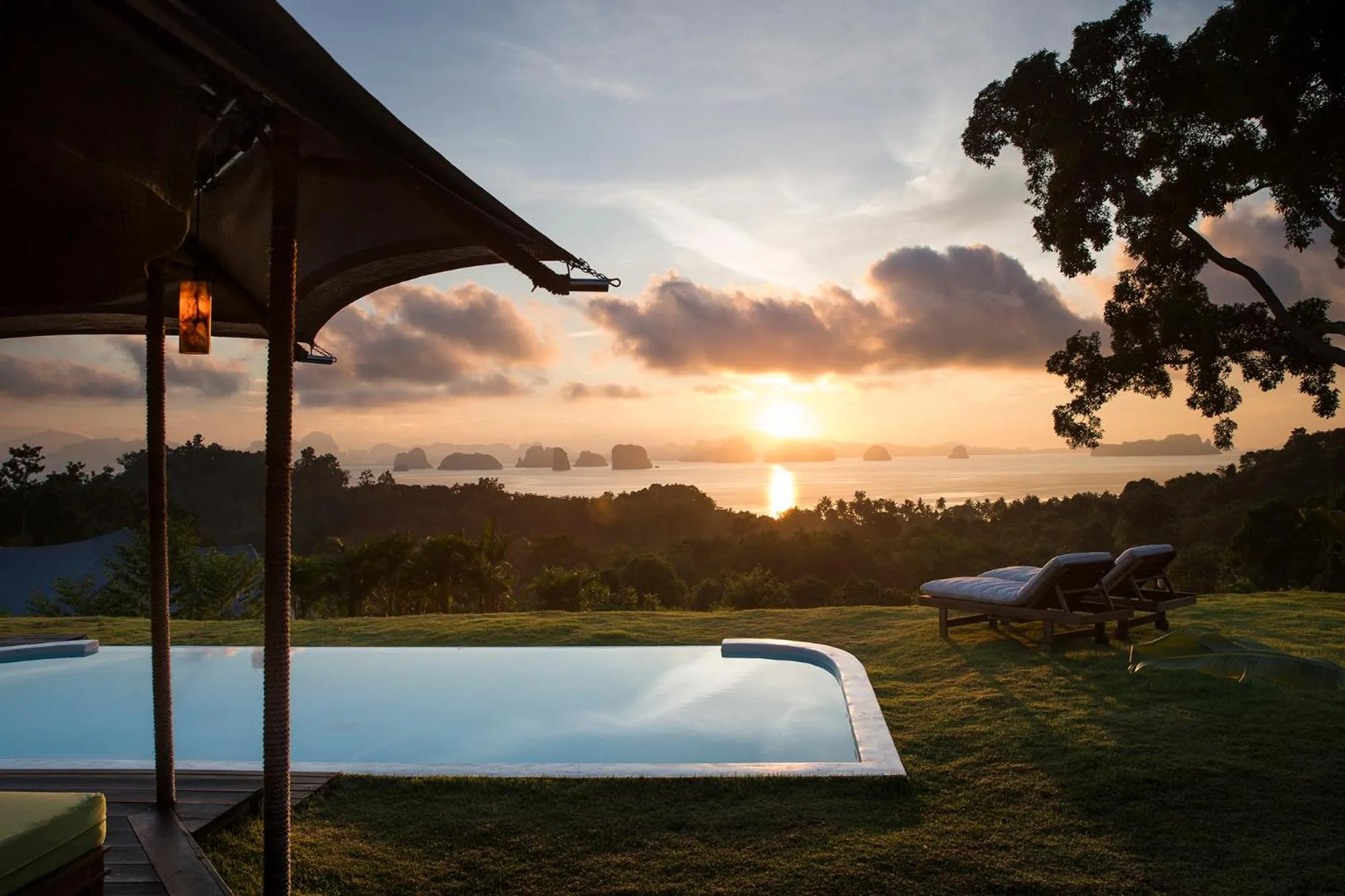 Sea view in 9 Hornbills Tented Camp