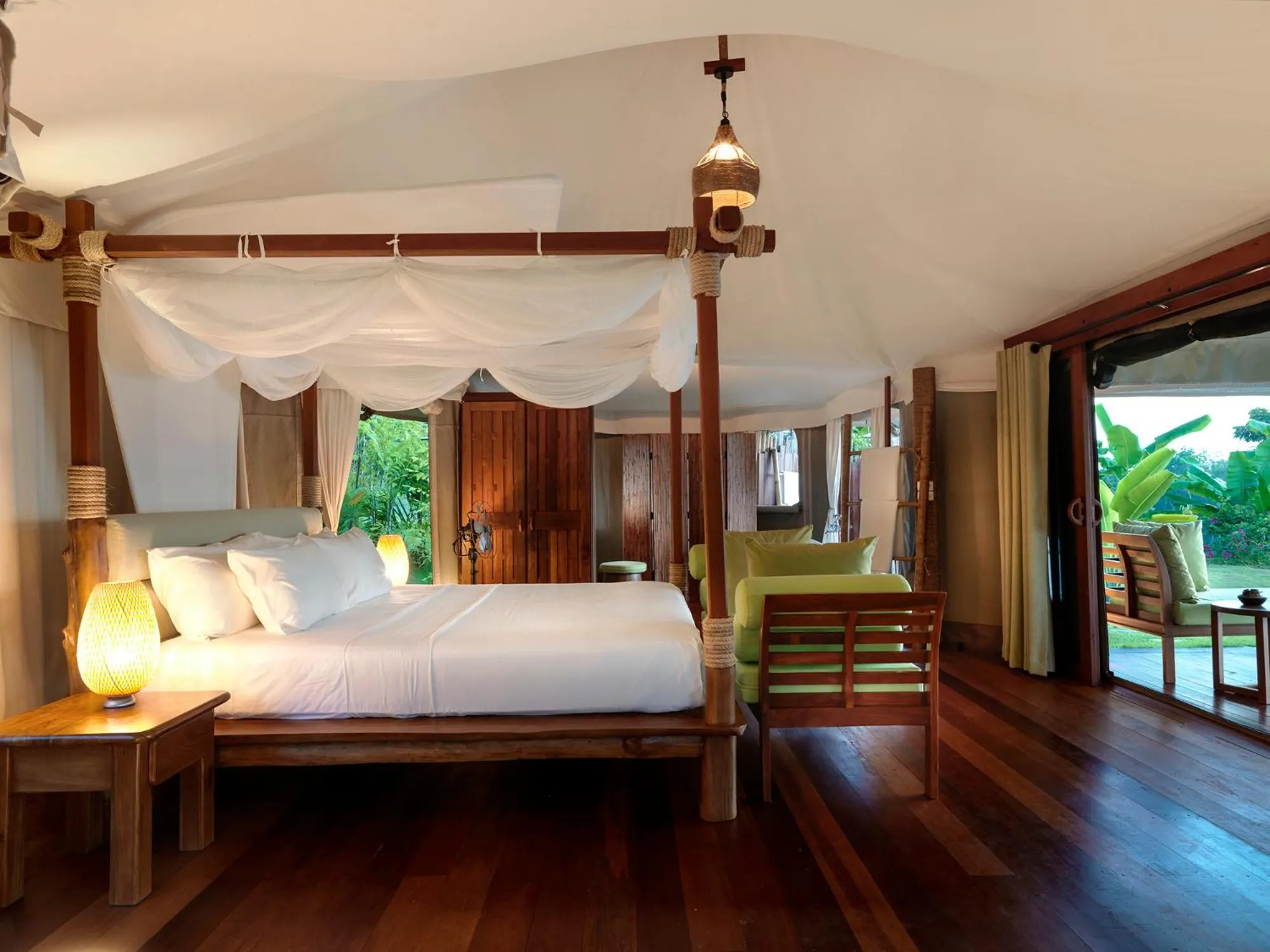 Bedroom, Bed in 9 Hornbills Tented Camp