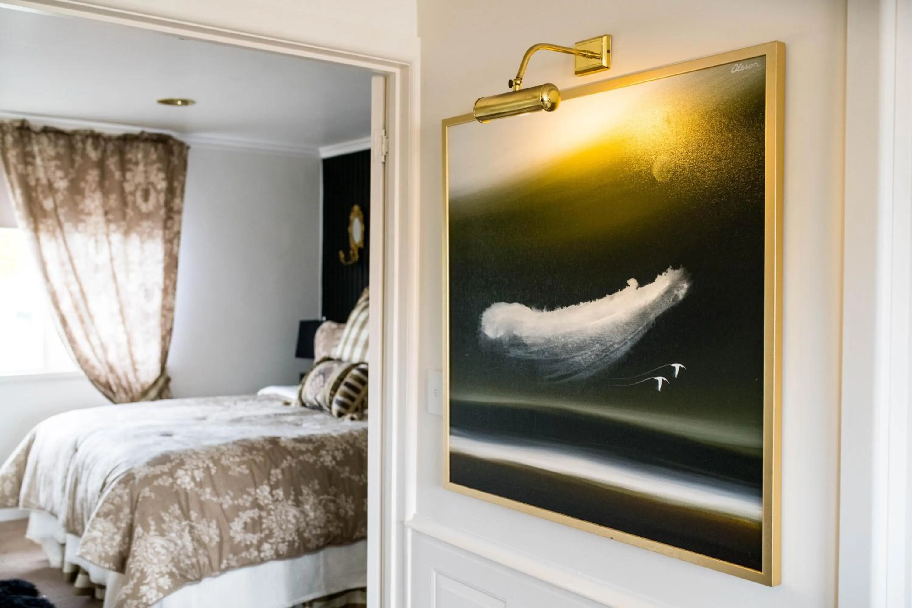 Bed in Battery Point Boutique Accommodation