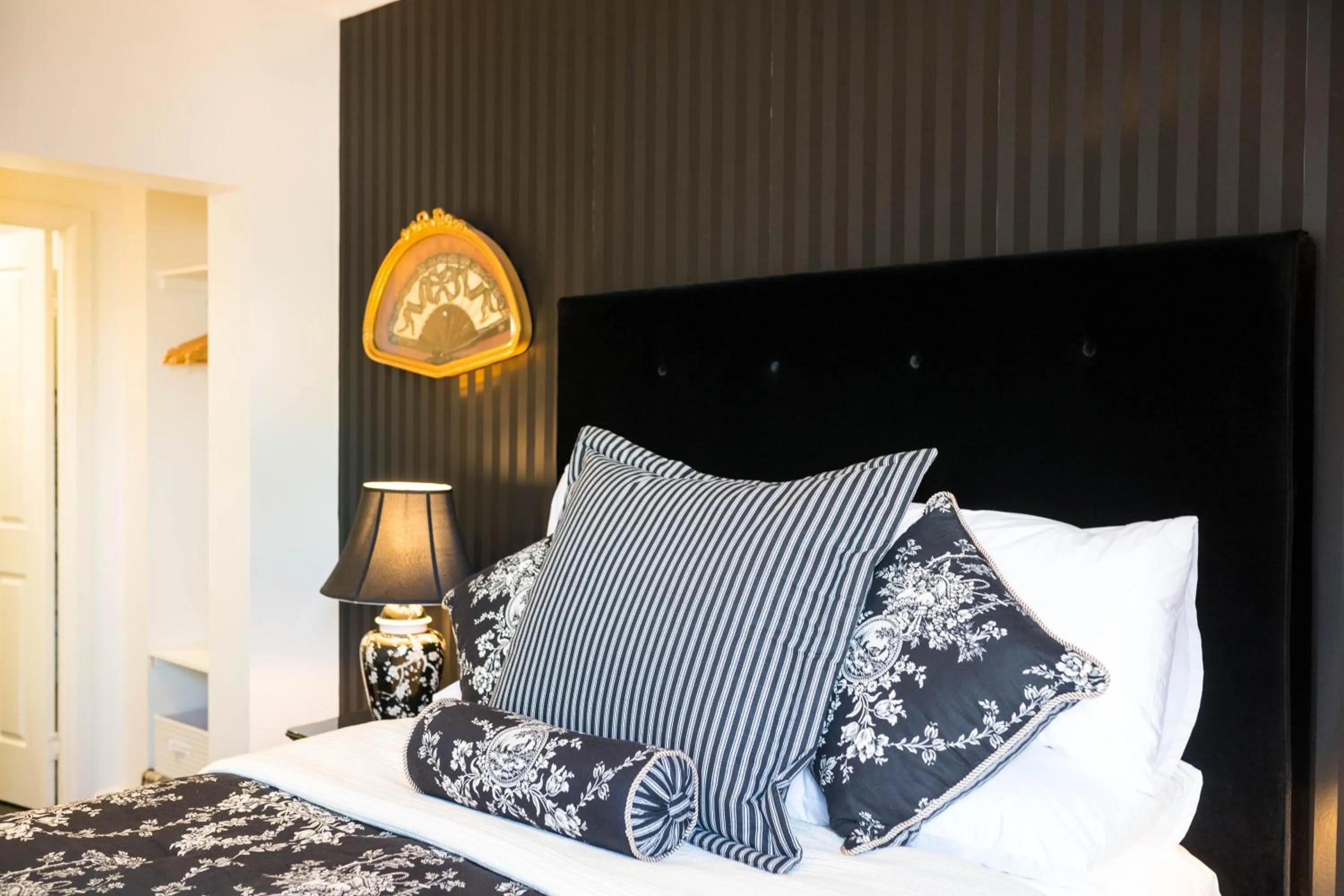 Bed in Battery Point Boutique Accommodation