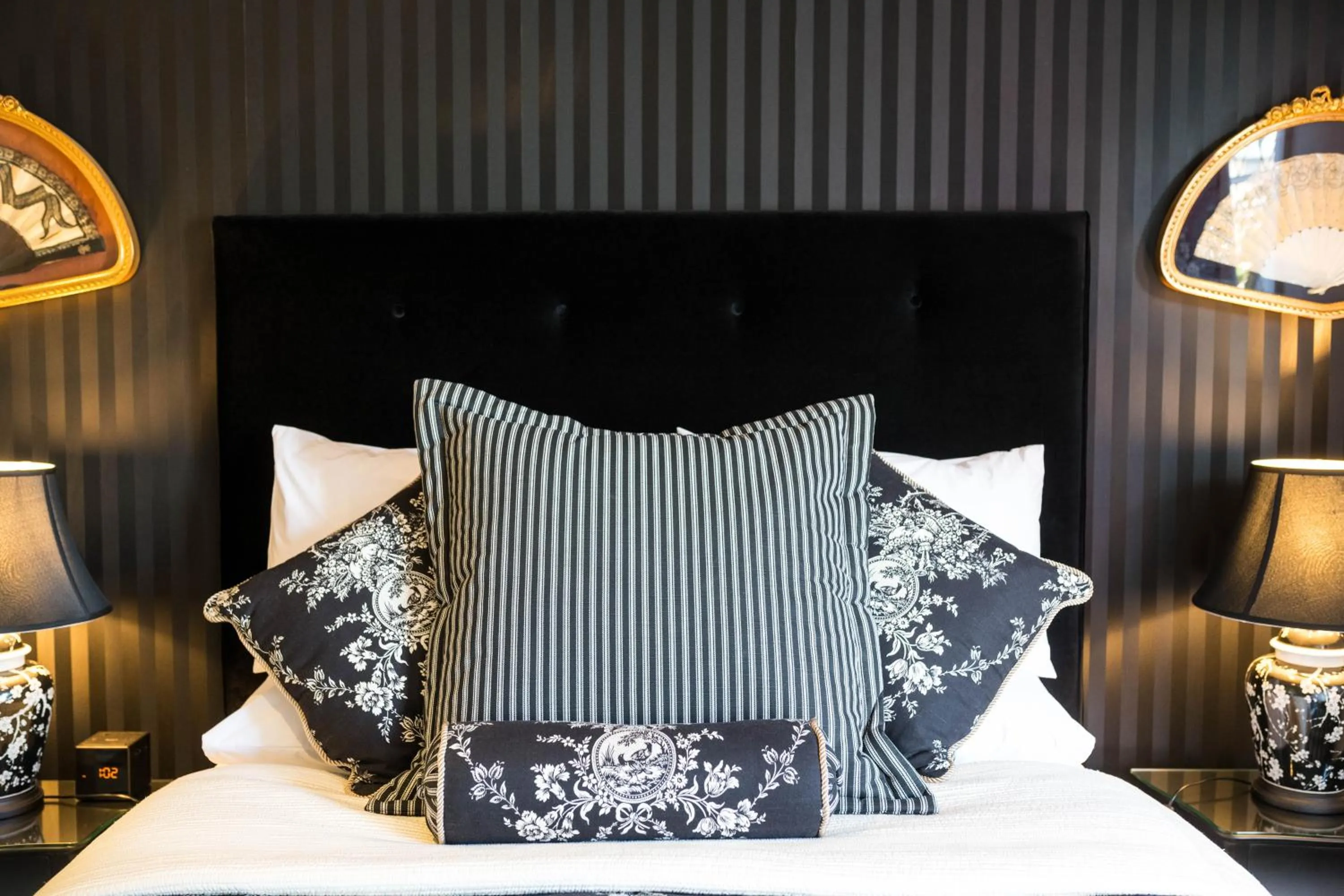 Bed in Battery Point Boutique Accommodation