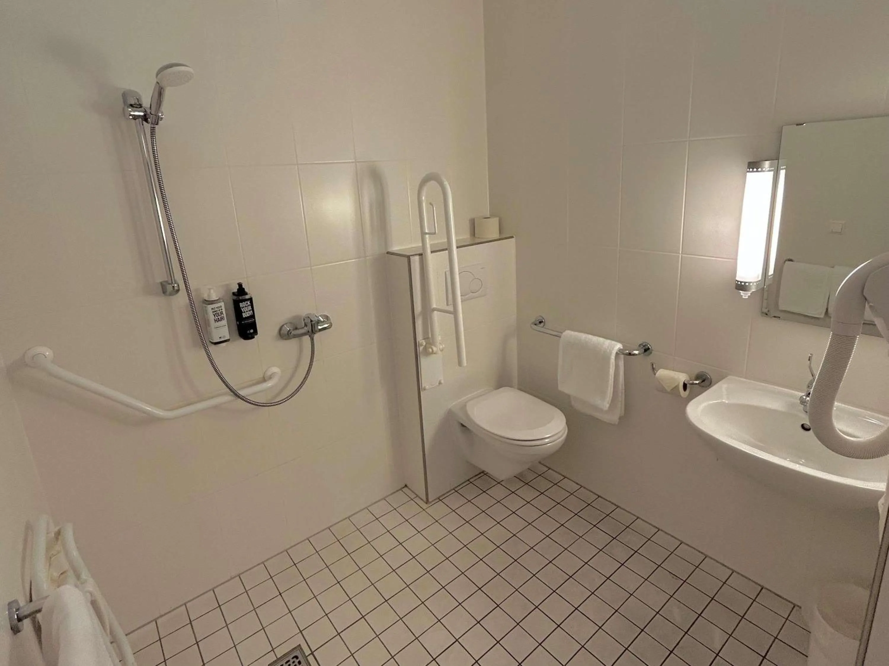 Bedroom in ibis Esch Belval