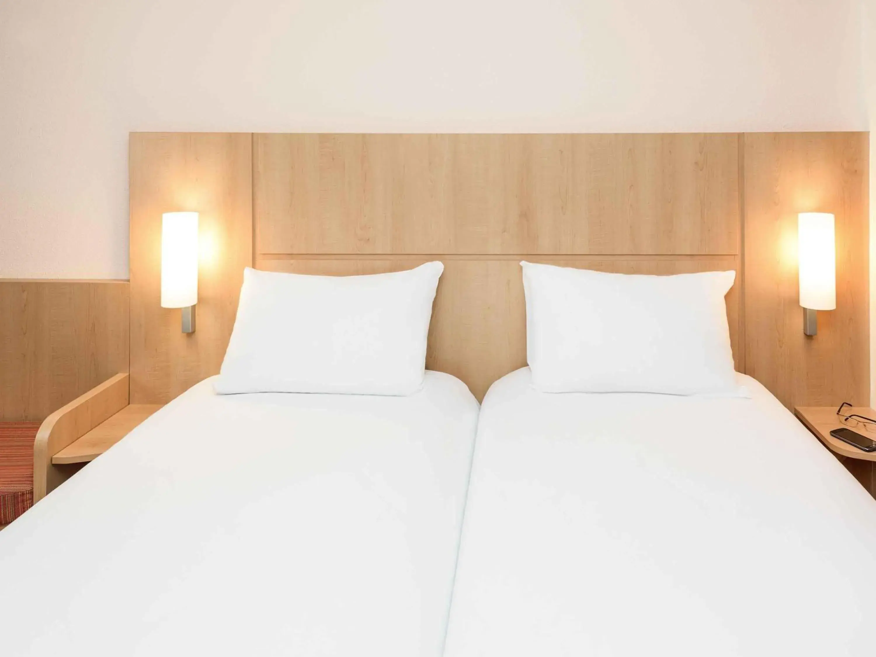 Twin Room in ibis Esch Belval Twin Room in ibis Esch Belval