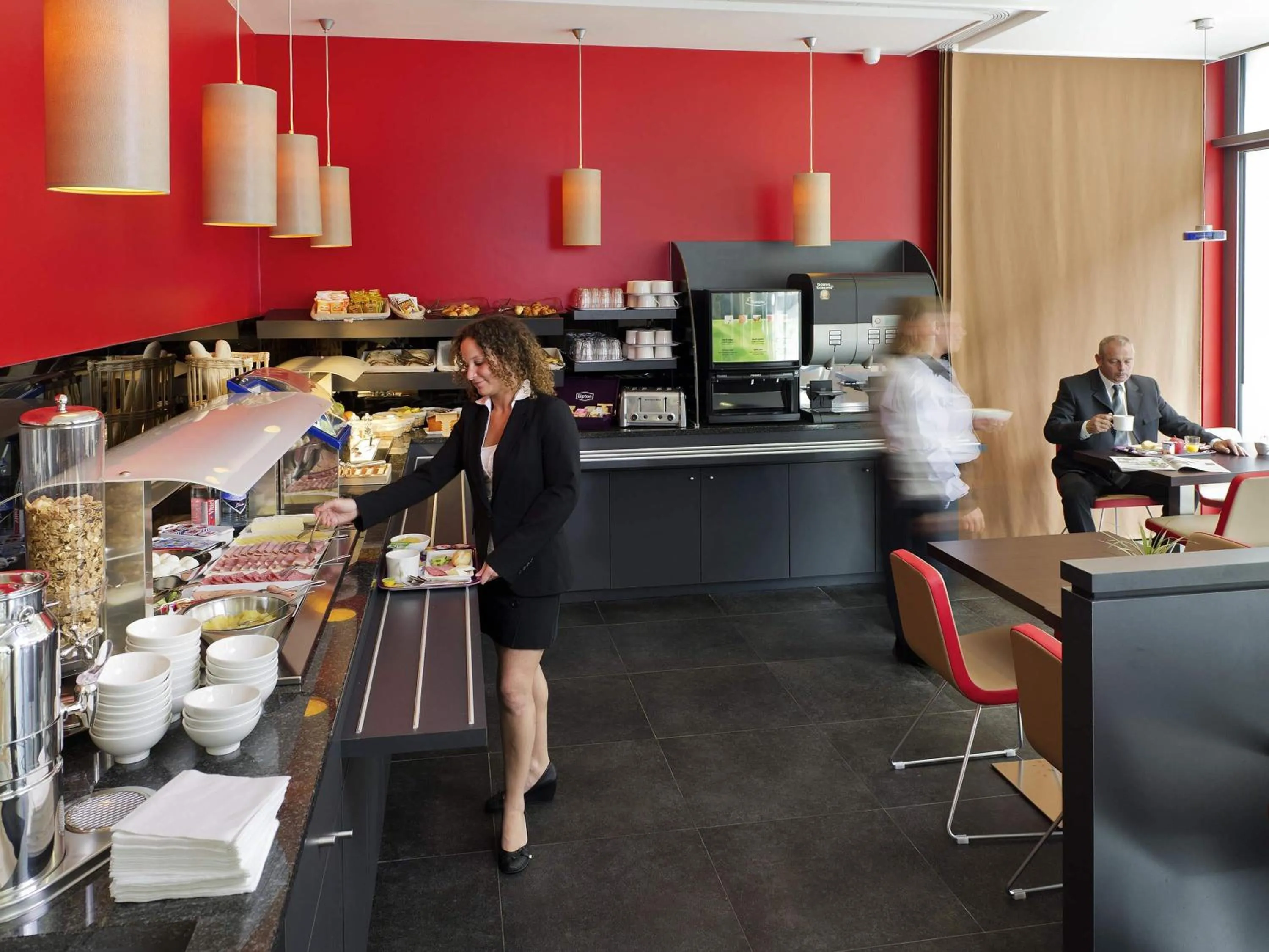 Breakfast in ibis Esch Belval