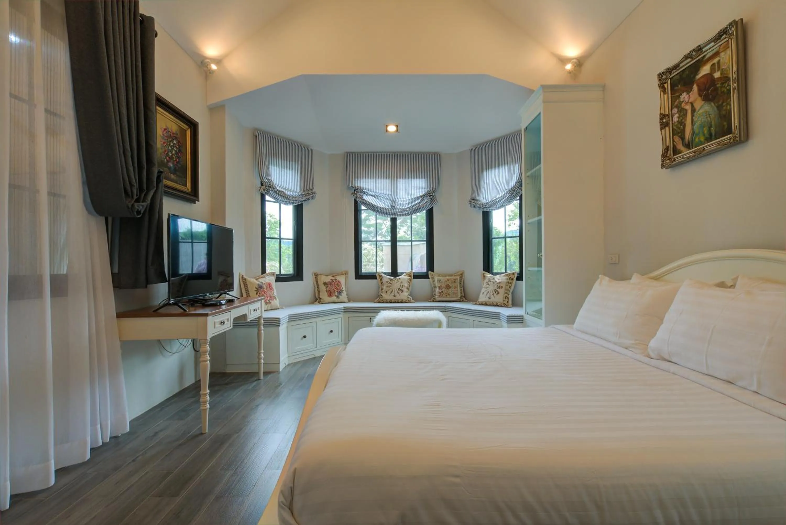 Bedroom, Bed in Chateau de Prim Khao Yai