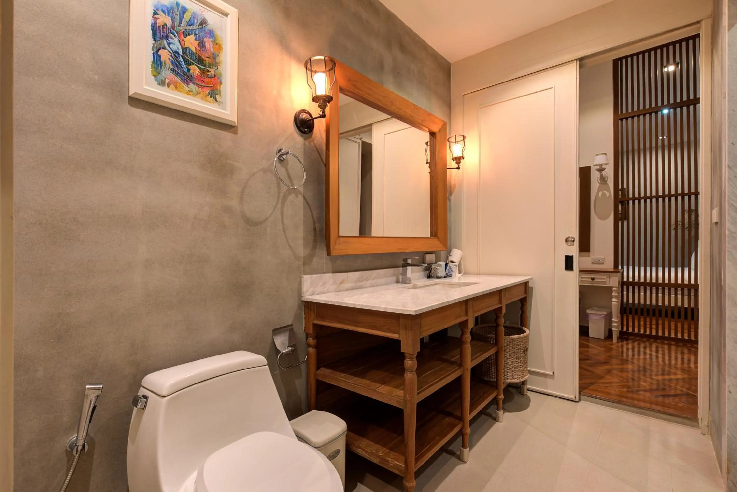 Toilet in Chateau de Prim Khao Yai