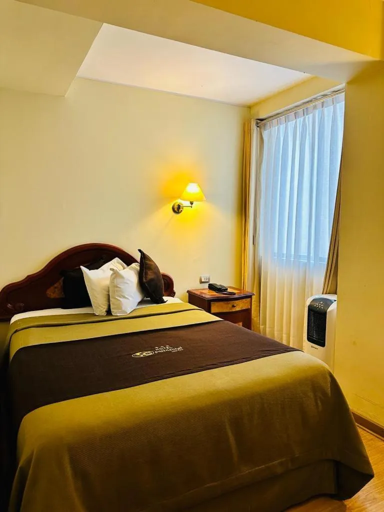 Bed in Hotel Continental Lima