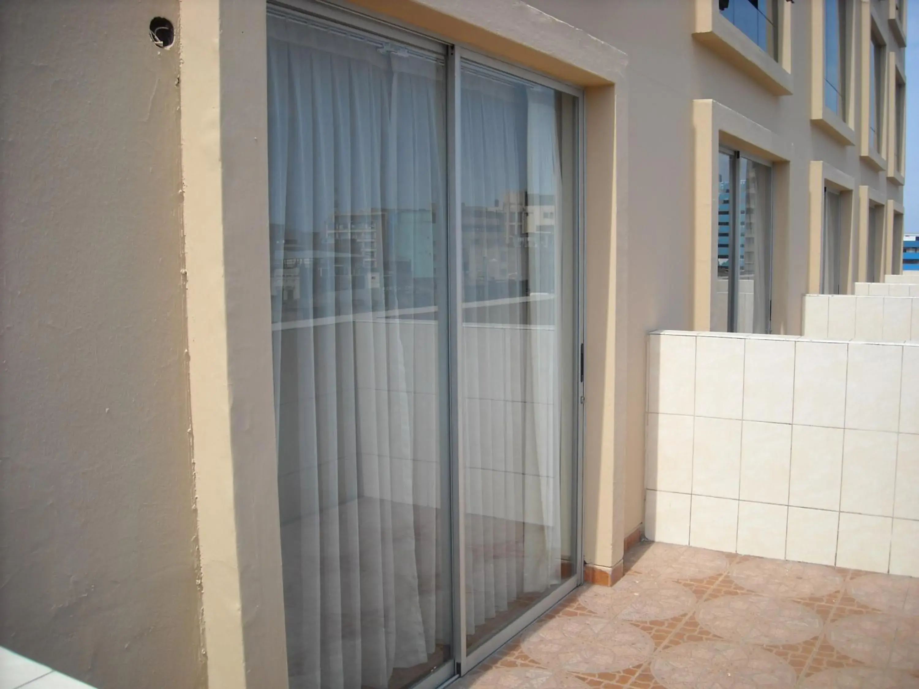 Superior Triple Room in Hotel Continental Lima Superior Triple Room in Hotel Continental Lima