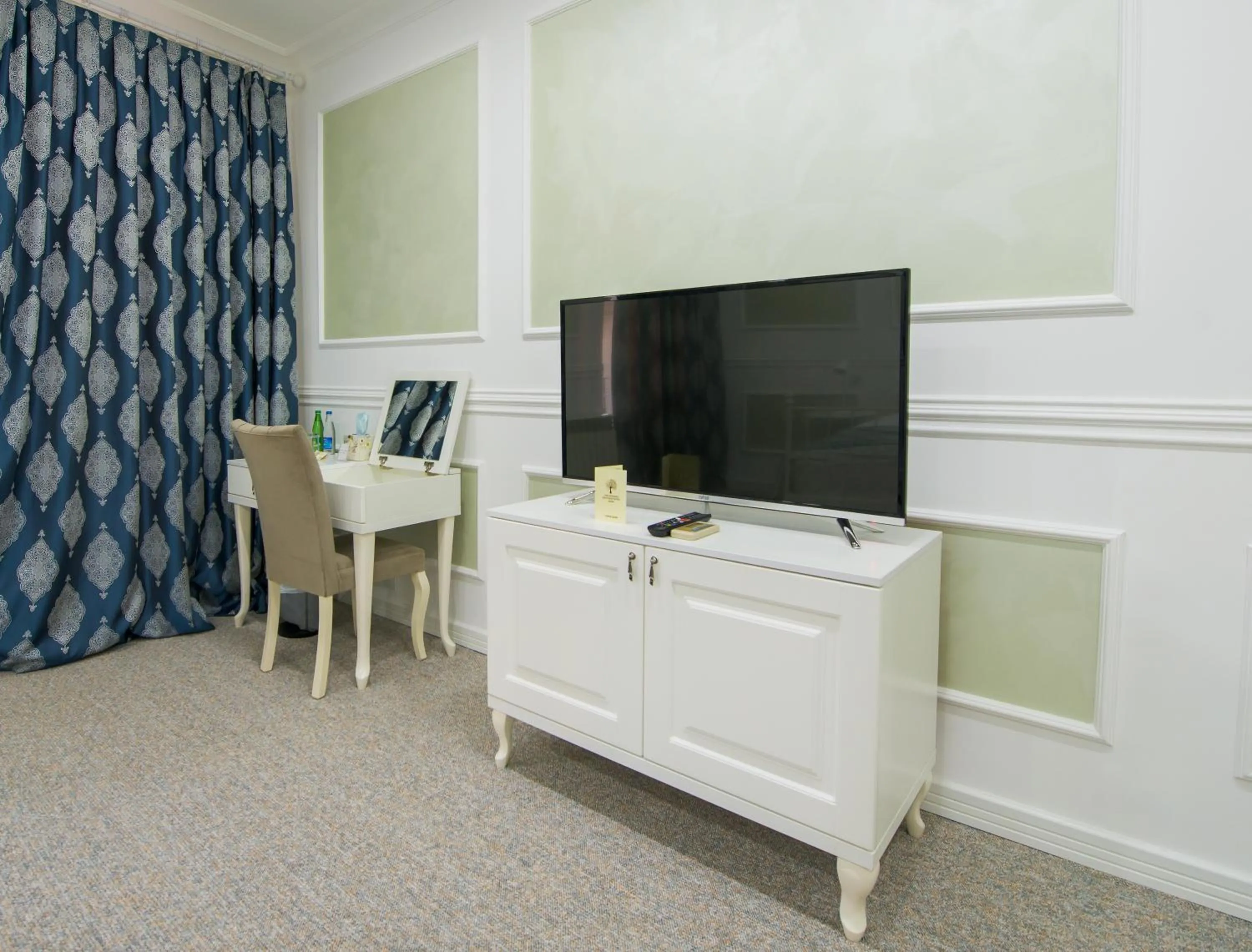 TV and multimedia in Two Seasons Boutique Hotel Baku
