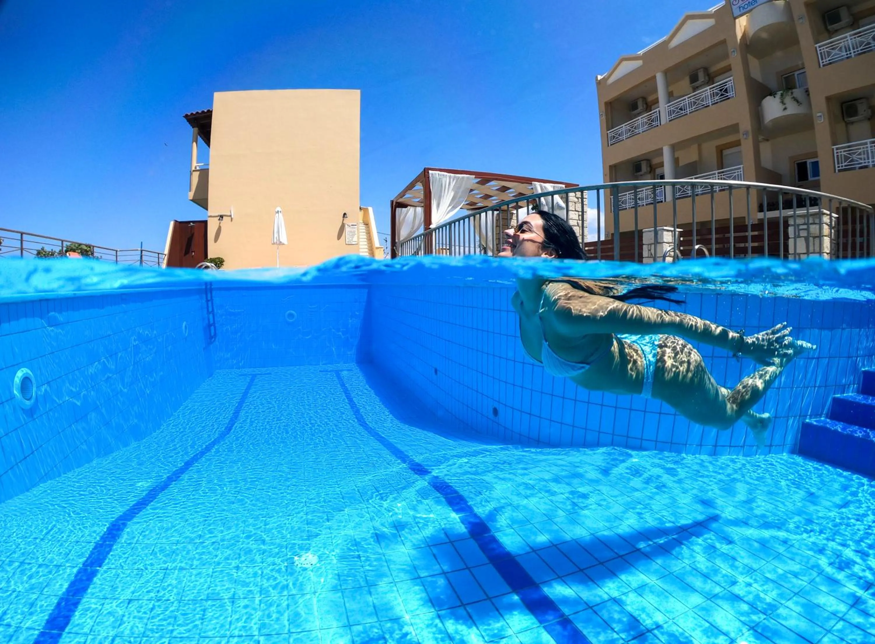 Swimming pool in Sunrise Apartments